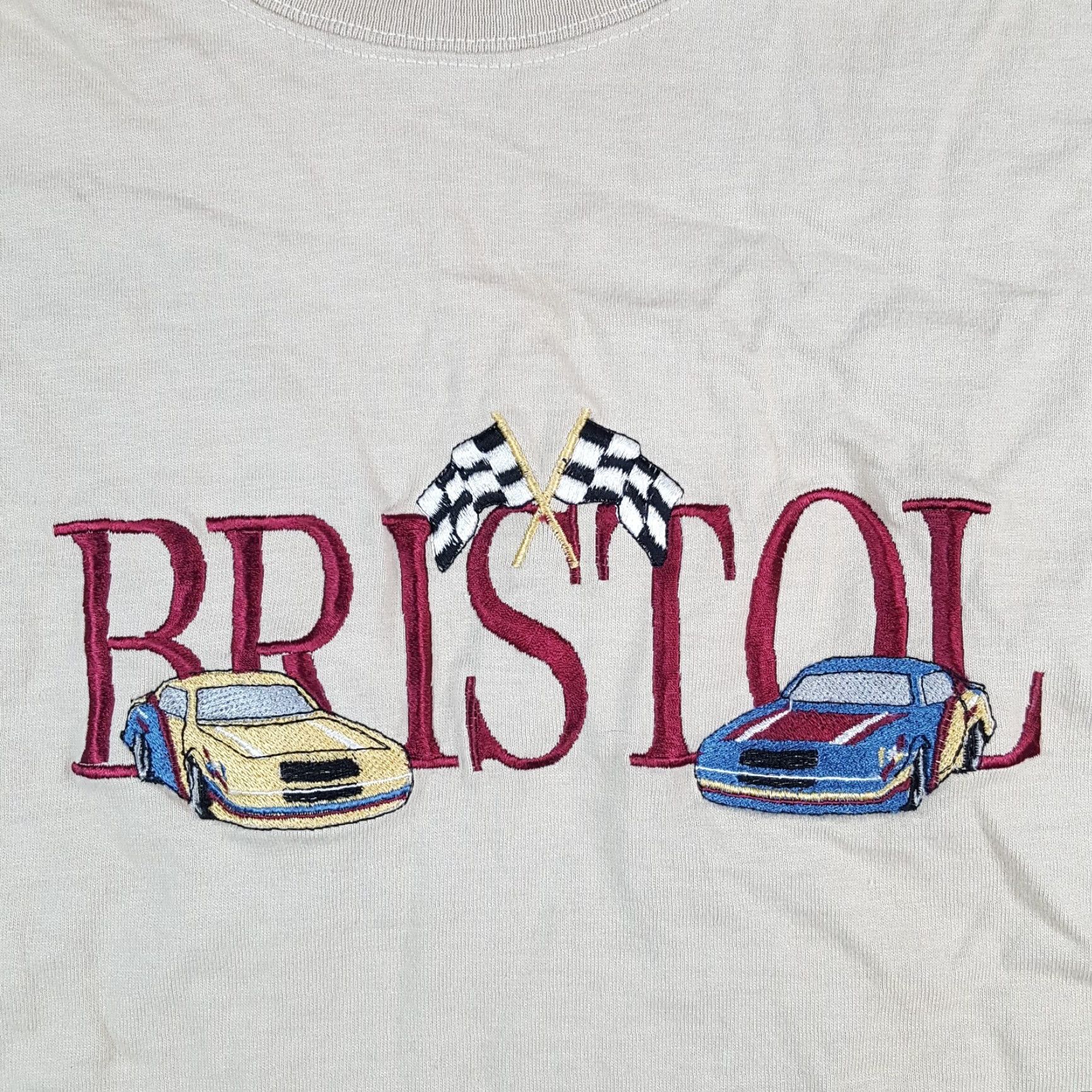 NASCAR VINTAGE Bristol Motor Speedway NASCAR Embroidered Cars Men's Size L Race T Shirt Size US L / EU 52-54 / 3 - 3 Thumbnail