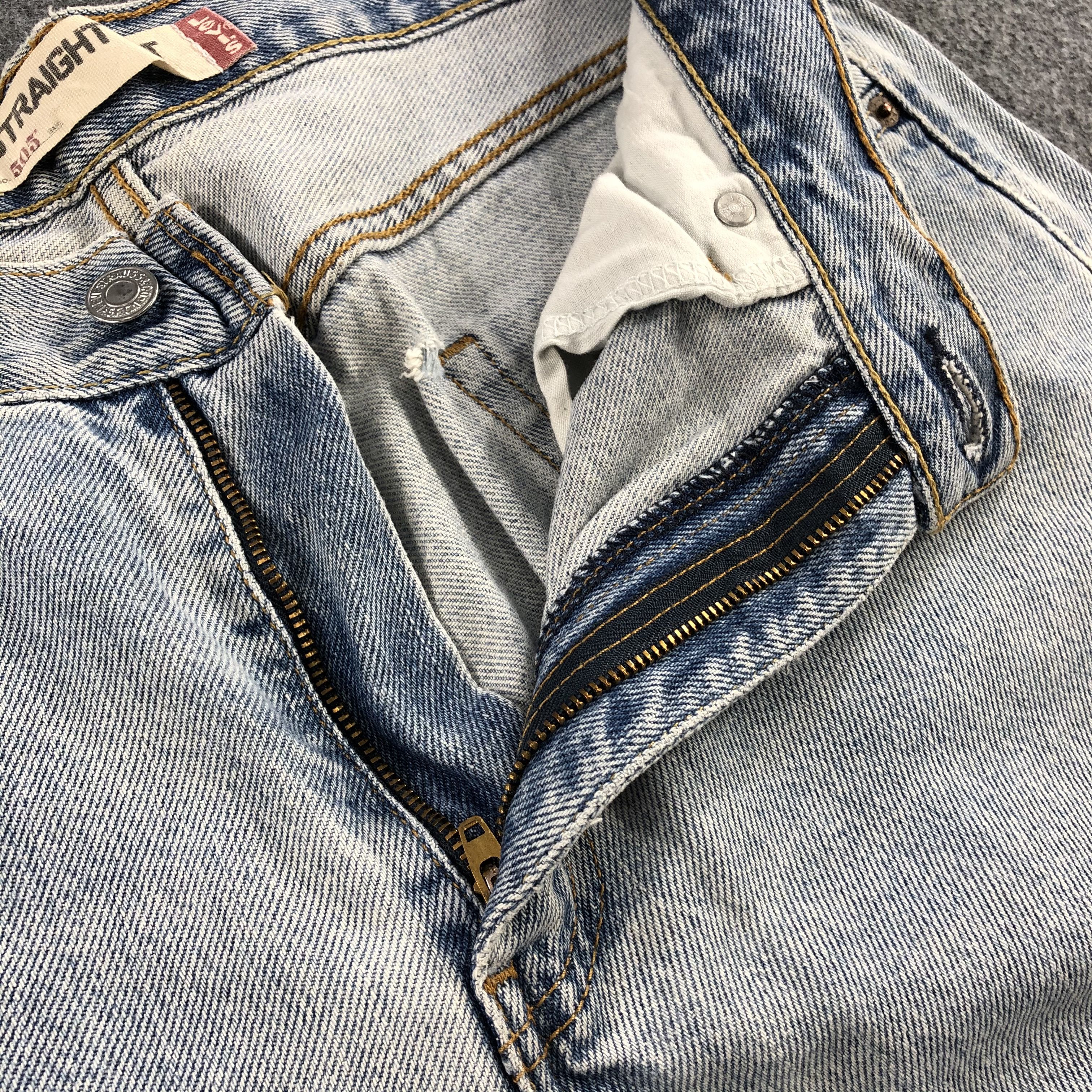 Levi's Vintage Light Wash Levis 501 Jeans-J1657 Size US 34 / EU 50 - 11 Thumbnail