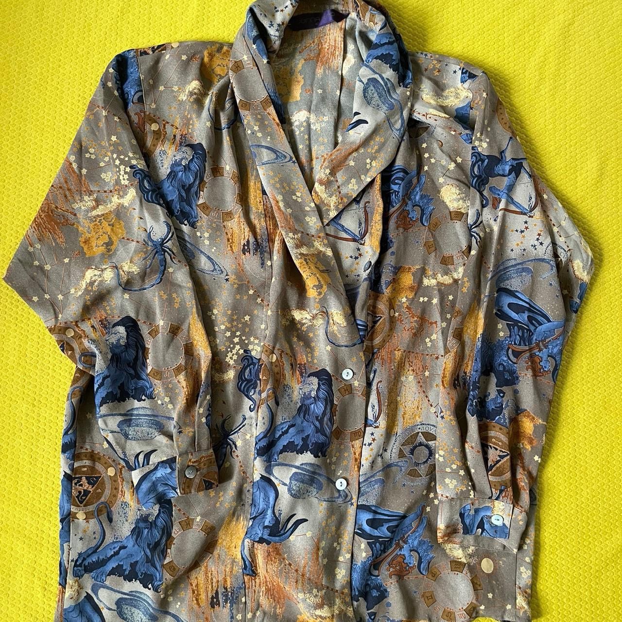 Japanese Brand JAPANESE VINTAGE BRAND - DONNA UNO • ASTROLOGY PRINT BLOUSE Size M / US 6-8 / IT 42-44 - 1 Thumbnail
