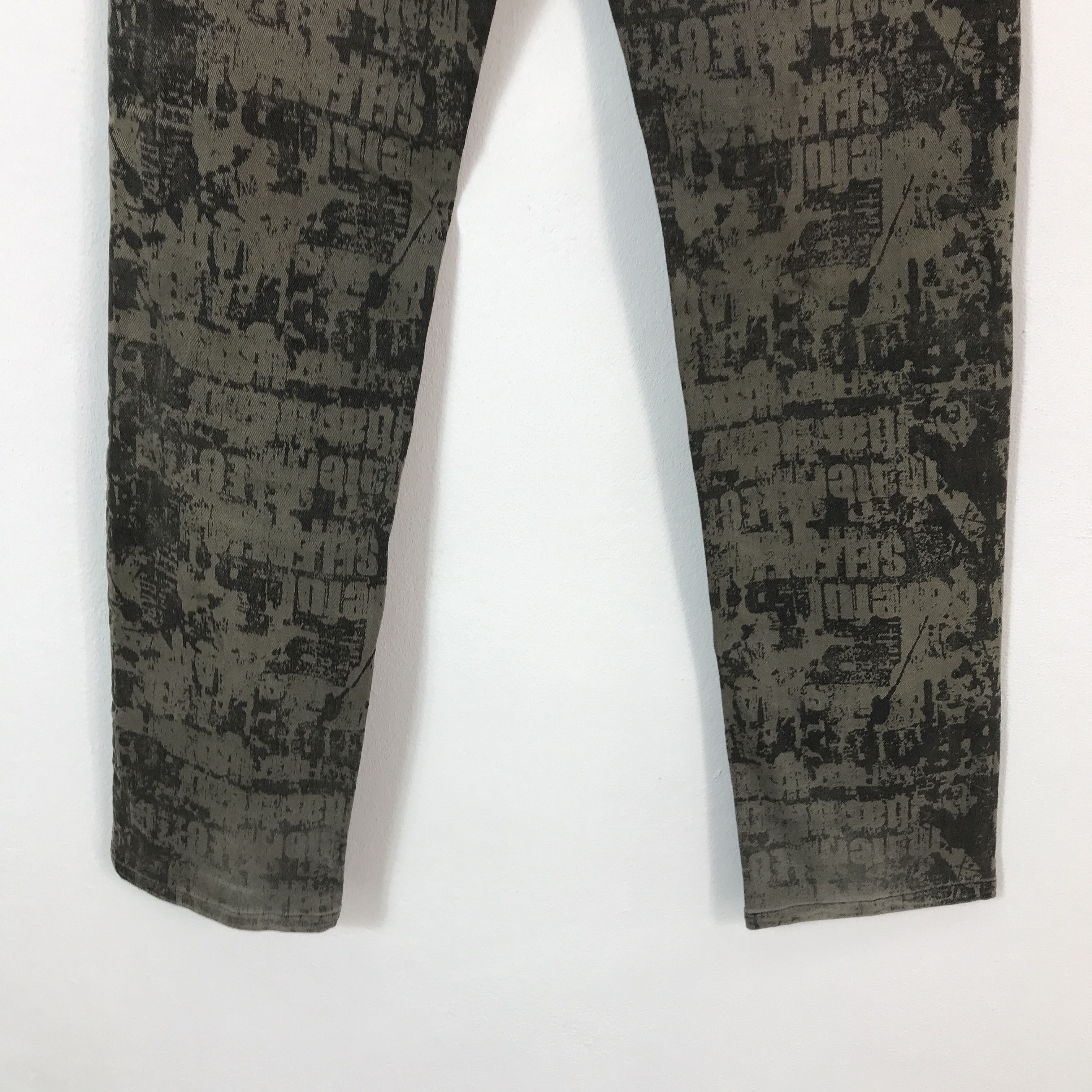 In The Attic japan in the attic full print jeans pants Size US 28 / EU 44 - 6 Thumbnail