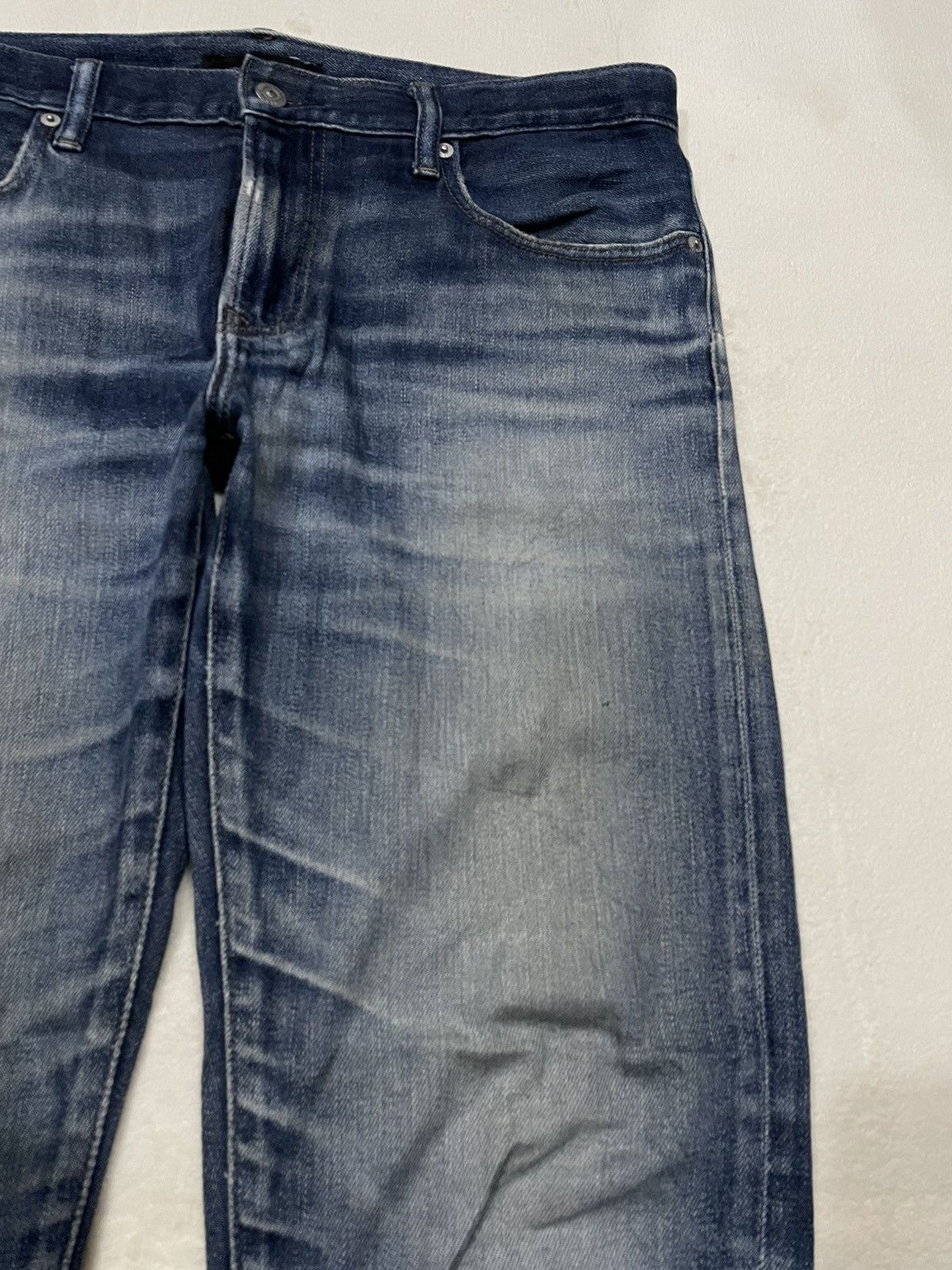 Uniqlo Vintage Uniqlo distressed faded dark blue jeans Size US 36 / EU 52 - 4 Thumbnail