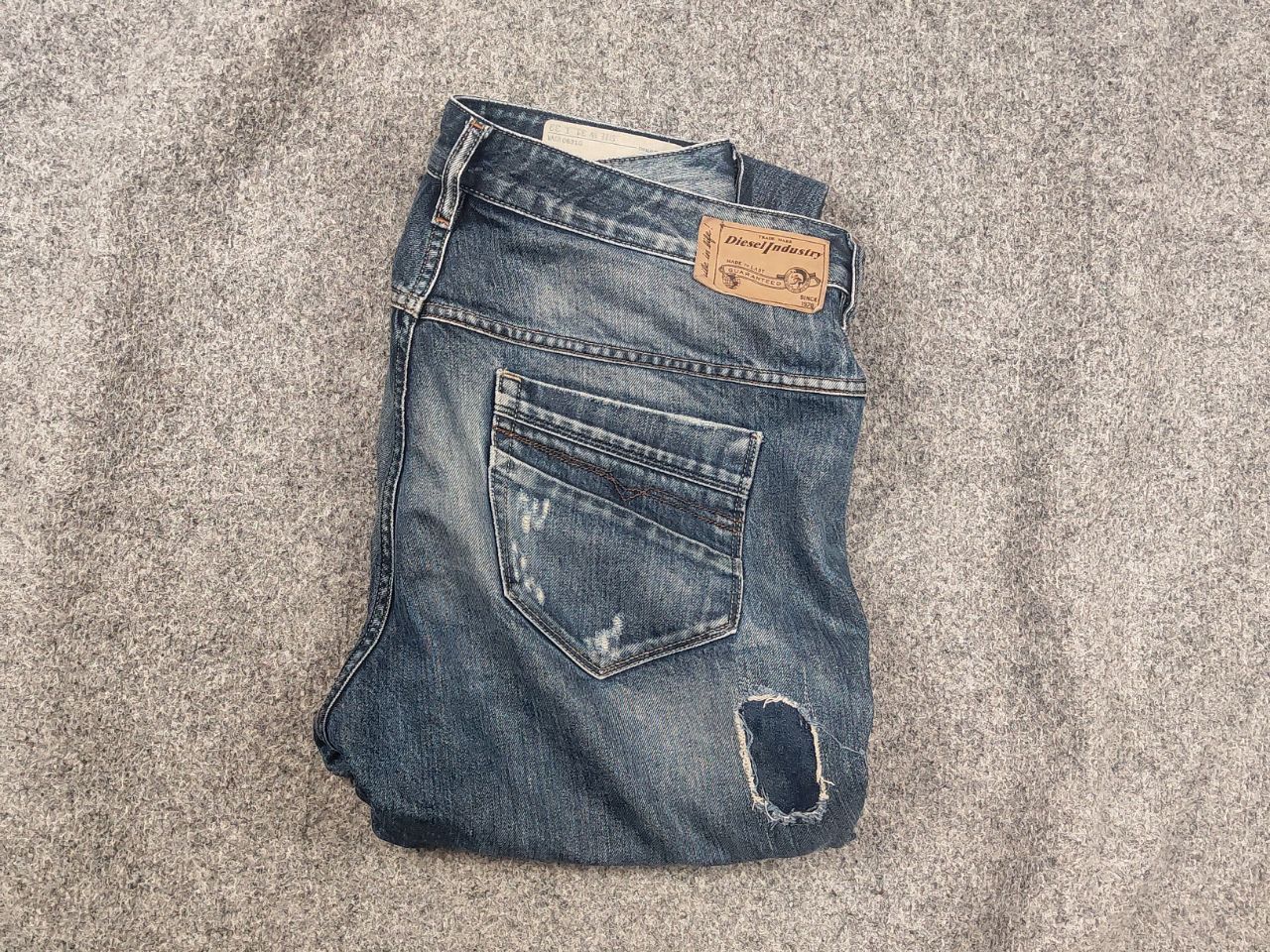 Diesel Diesel fayza relaxed low waist Distressed Denim Blue Jeans Size US 32 / EU 48 - 1 Thumbnail