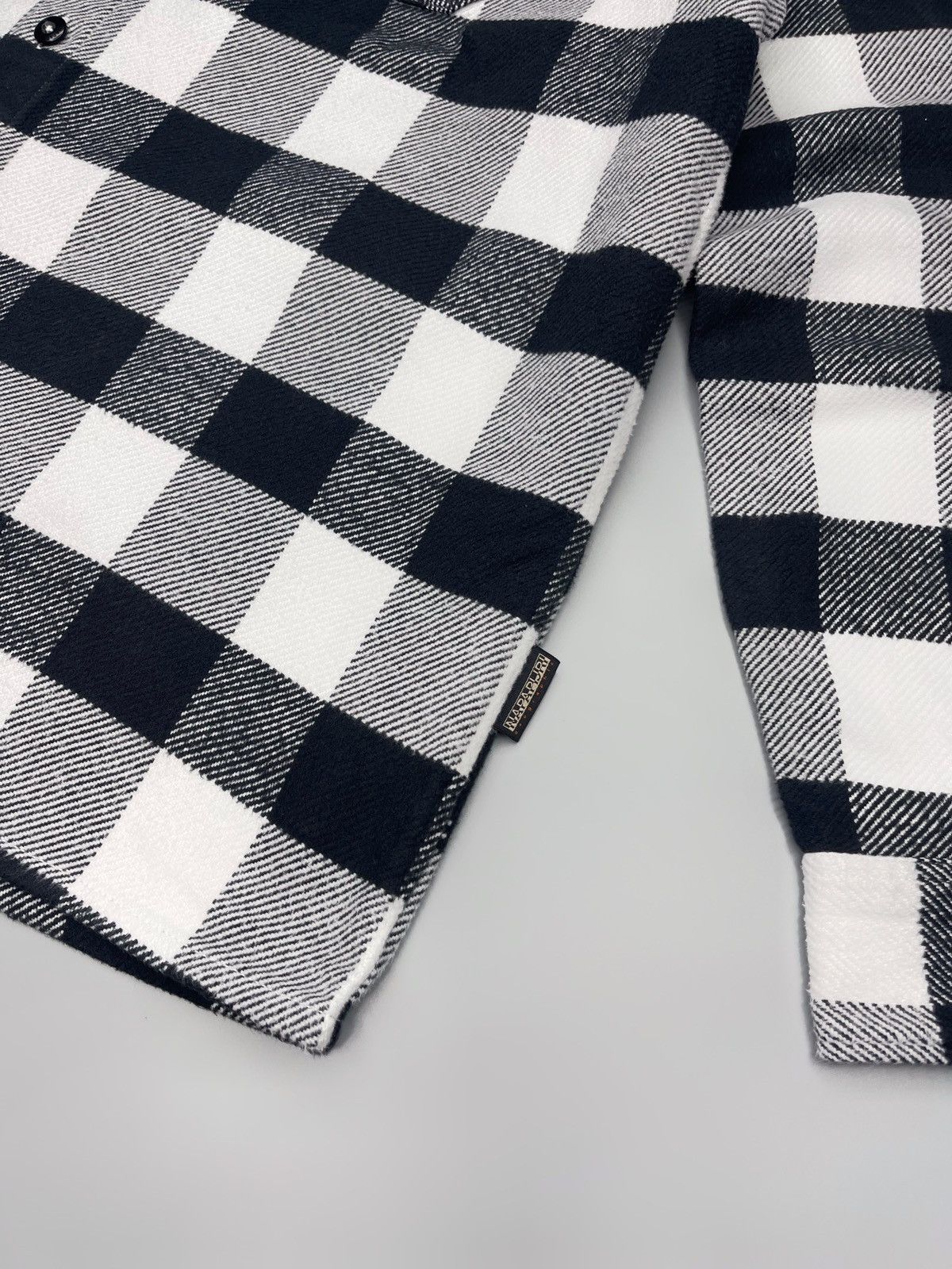 Napapijri × Vintage Napapijri Overshot Jacket Button Up Shirt Size US XL / EU 56 / 4 - 4 Thumbnail