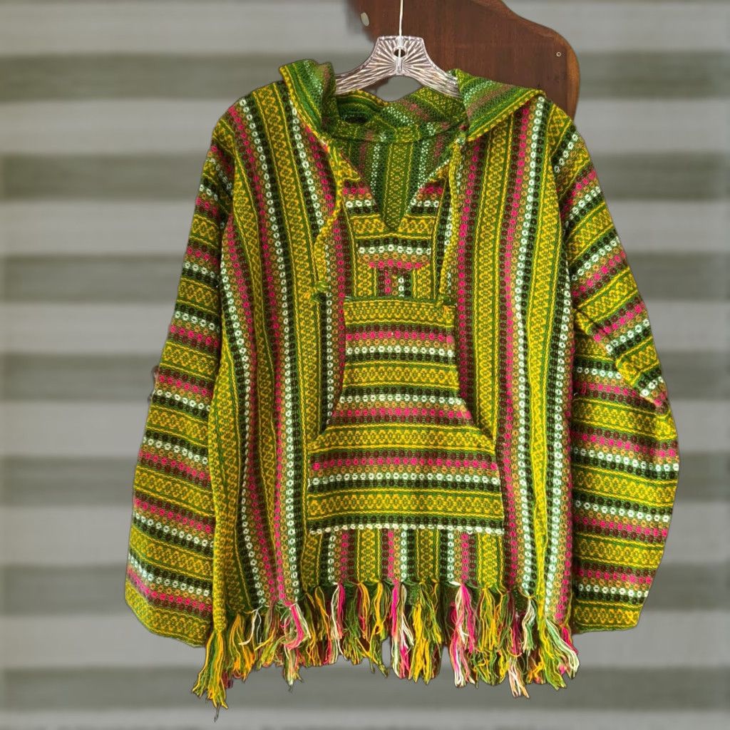 VINTAGE Guatemalan Poncho Hood Green Size L Pullover Women Fringe 1970s Large Medium