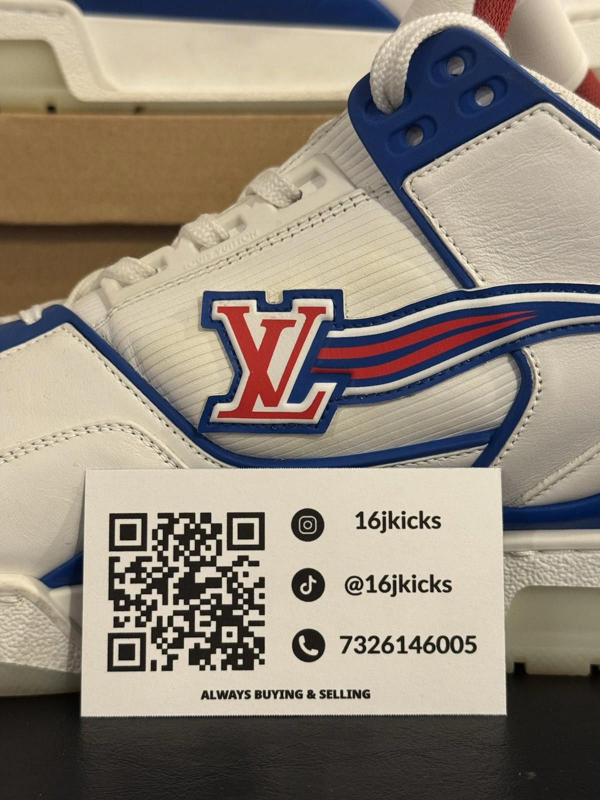 Louis Vuitton LOUIS VUITTON LV Trainer Sneaker Red White Virgil Abloh Size US 11 / EU 44 - 2 Thumbnail