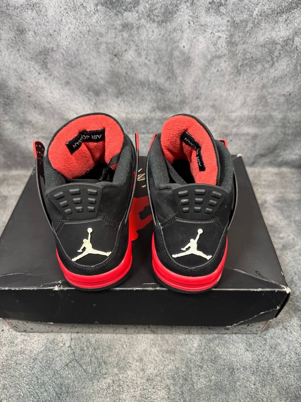 Jordan Brand Size 10 | Jordan 4 Red Thunder With Box | Pre-Owned Size US 10 / EU 43 - 3 Thumbnail