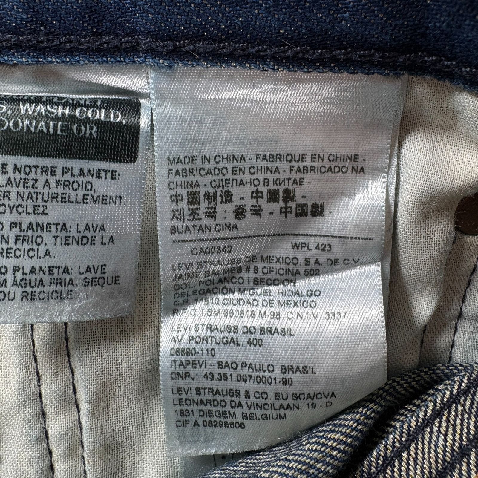 Levi's Levi’s 501 Men Jeans 34X30 Button Fly Vintage Blue Denim Str Size US 34 / EU 50 - 2 Thumbnail