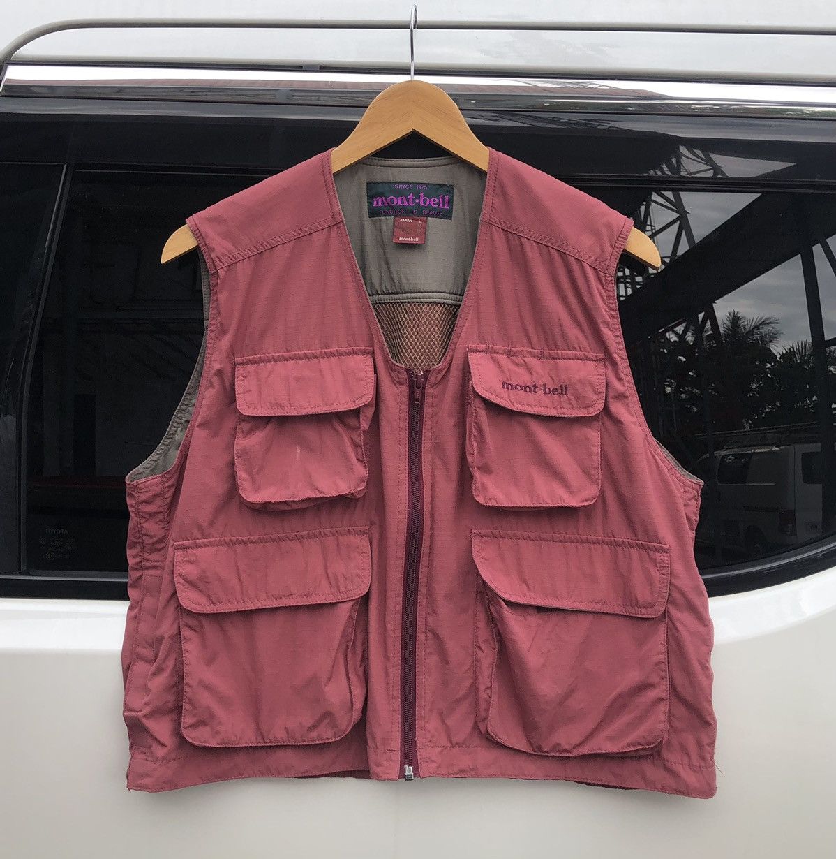 Montbell Vintage Mont-bell Wine Red Multi Pocket Cargo Vest Size US M / EU 48-50 / 2 - 3 Thumbnail
