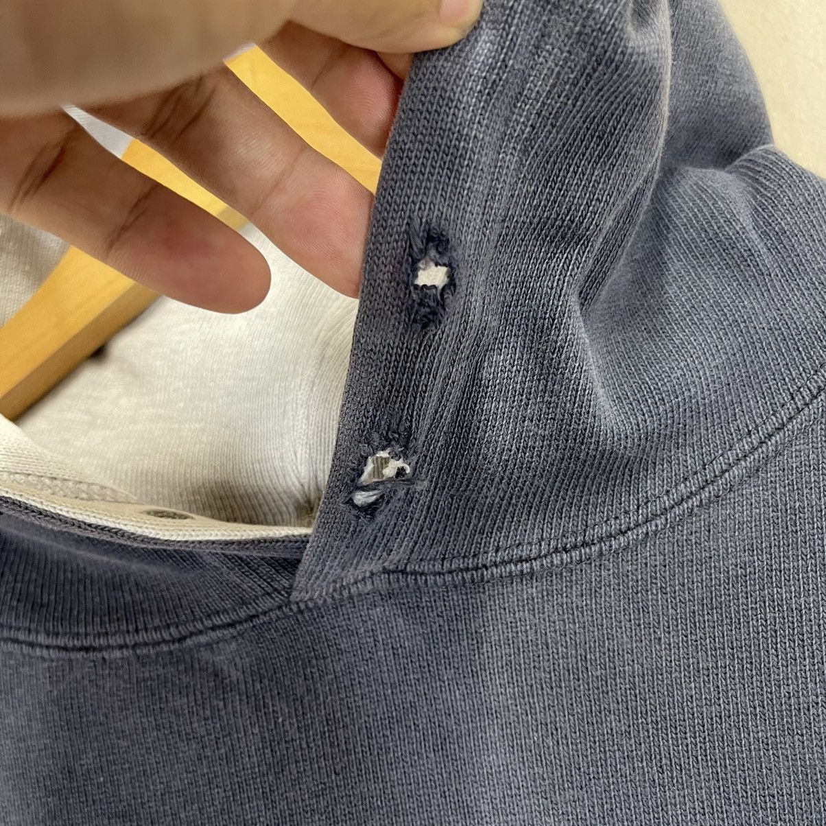 Other Vintage 90s Mischievous Blue Rabbit Big Logo Hoodies Size US L / EU 52-54 / 3 - 5 Thumbnail
