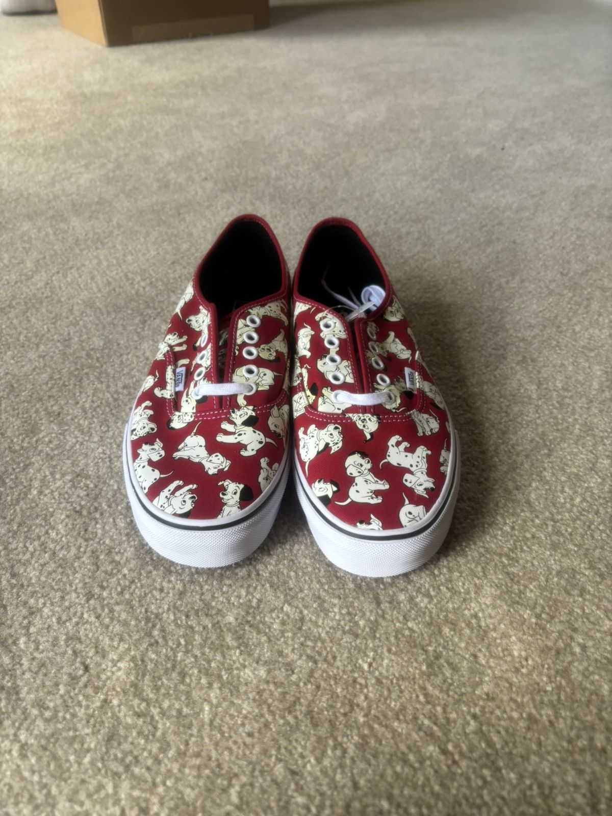 Disney × Vans Vans X Disney Authentic 101 Dalmatians Size US 11 / EU 44 - 2 Thumbnail