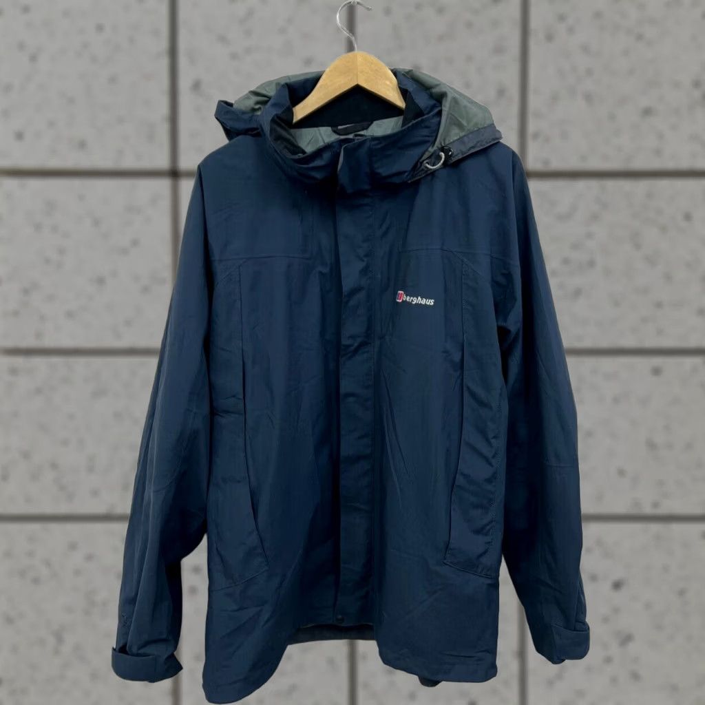 Berghaus Berghaus Jacket Men XL Gore-Tex Water Resistant Windbreaker Blue Size US XL / EU 56 / 4 - 1 Thumbnail