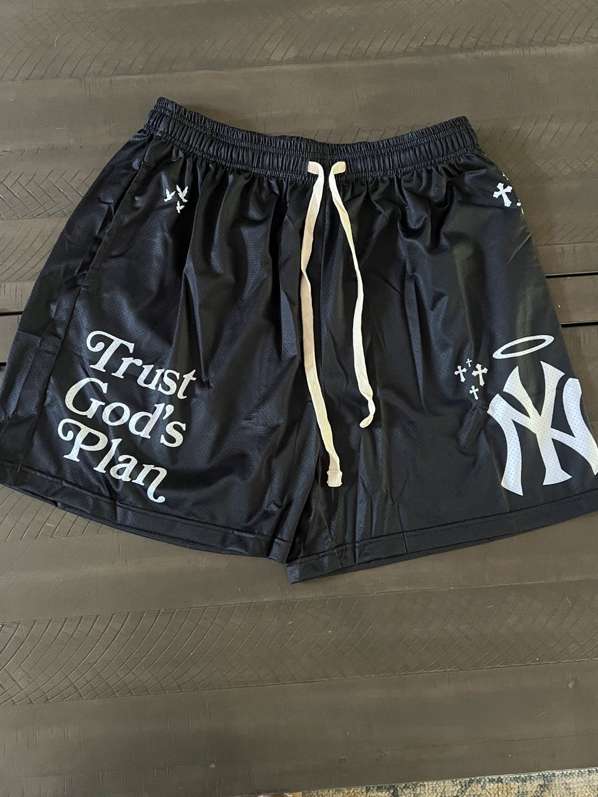 Other Trust God x NY Yankees shorts Size US 33 - 1 Preview
