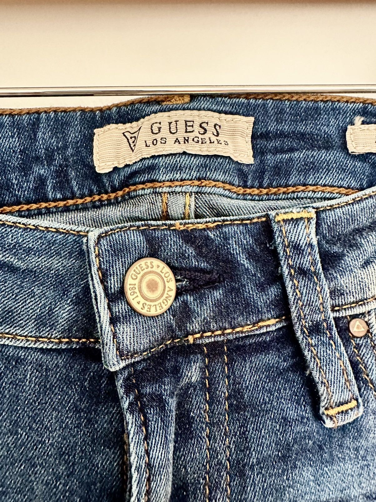 Guess VINTAGE GUESS JEANS Size 28" / US 6 / IT 42 - 1 Thumbnail