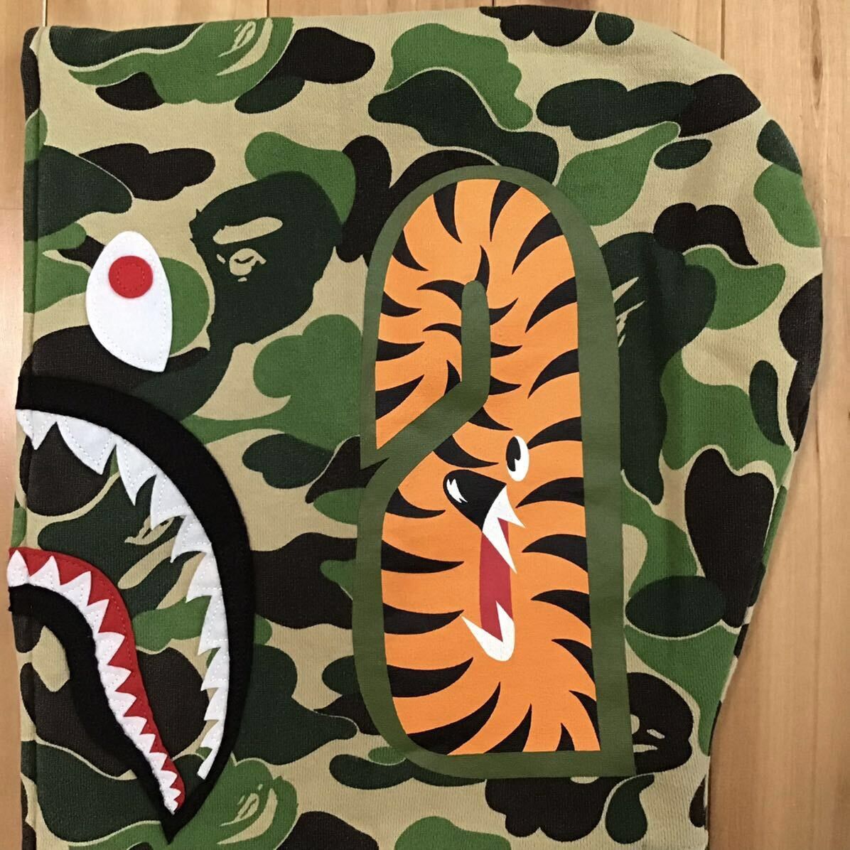 Bape BAPE ABC camo green shark full zip hoodie a bathing ape Size US L / EU 52-54 / 3 - 5 Thumbnail