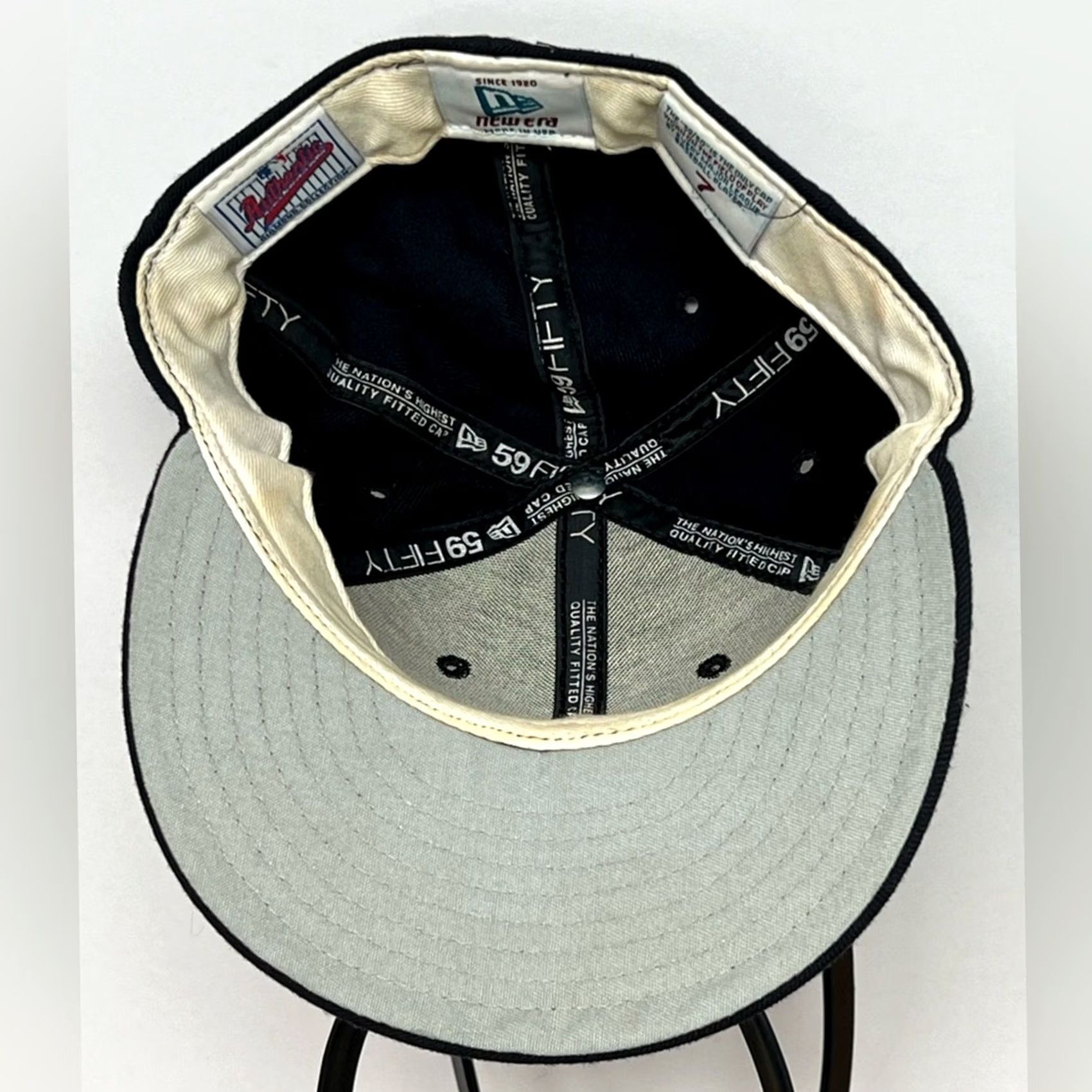 New Era New York Yankees 1999 World Series Diamond Fitted Hat USA SIZE 7 RARE Size ONE SIZE - 4 Thumbnail