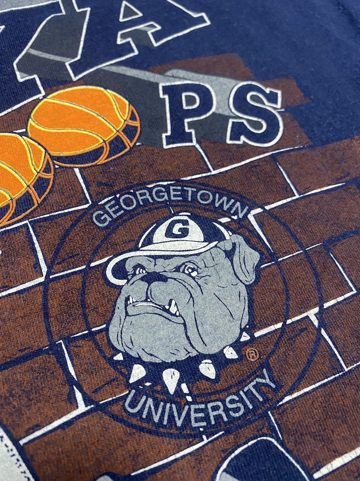 NCAA Vintage NCAA Georgetown Hoyas 90’s USA Basketball Size US XL / EU 56 / 4 - 8 Thumbnail