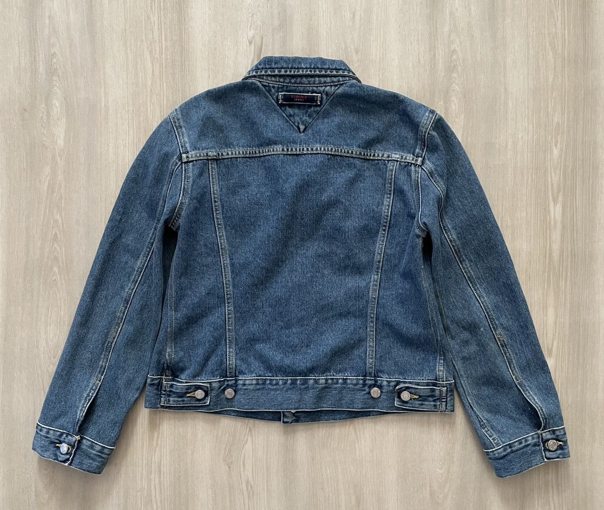 Tommy Hilfiger VTG Y2K Tommy Hilfiger Trucker Denim Jacket Sz L Size L / US 10 / IT 46 - 6 Thumbnail