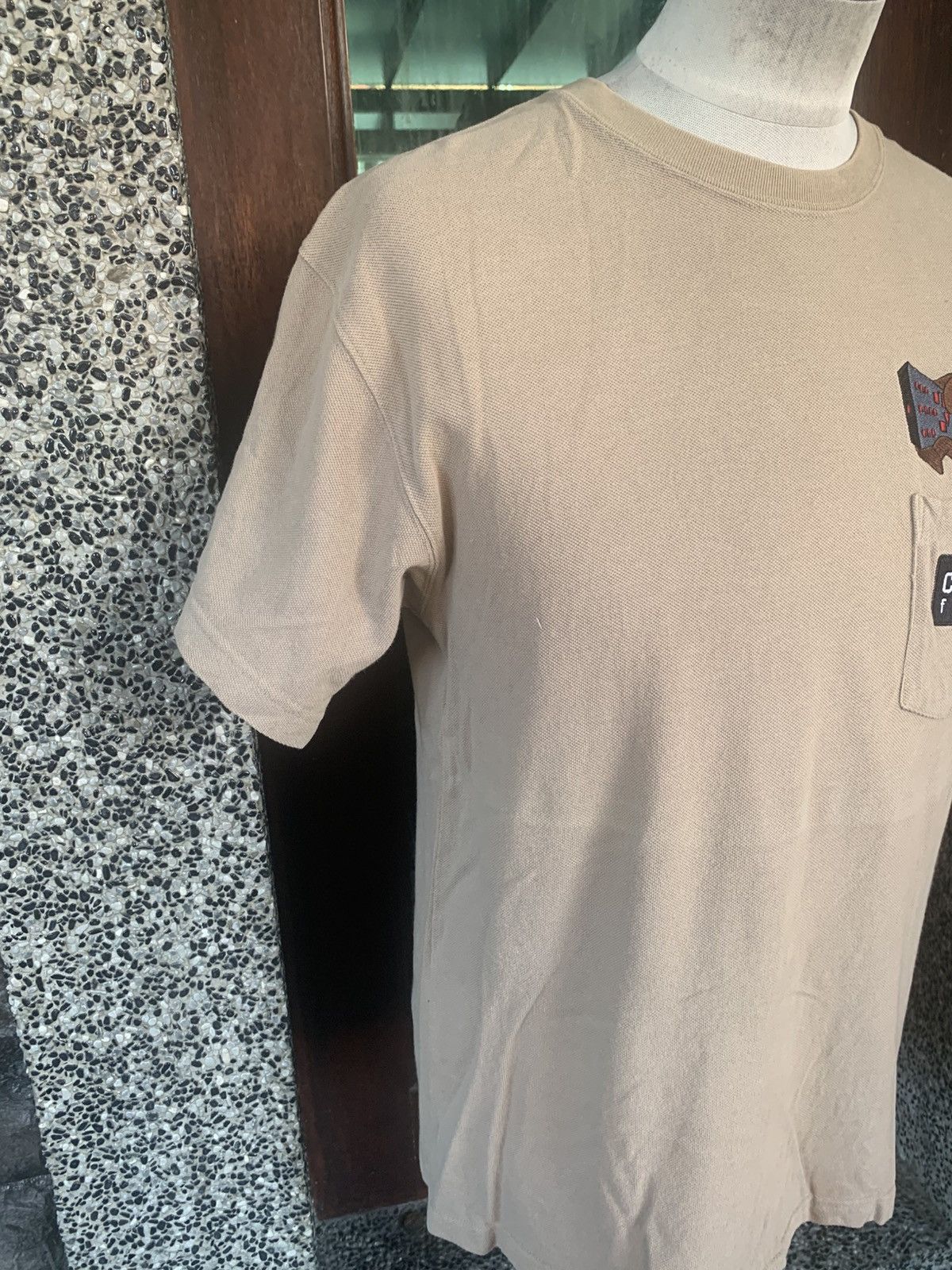 Vintage × Warner Bros Vintage 90s Warner Bros Tasmanian Devil Pocket Tee Size US S / EU 44-46 / 1 - 3 Thumbnail