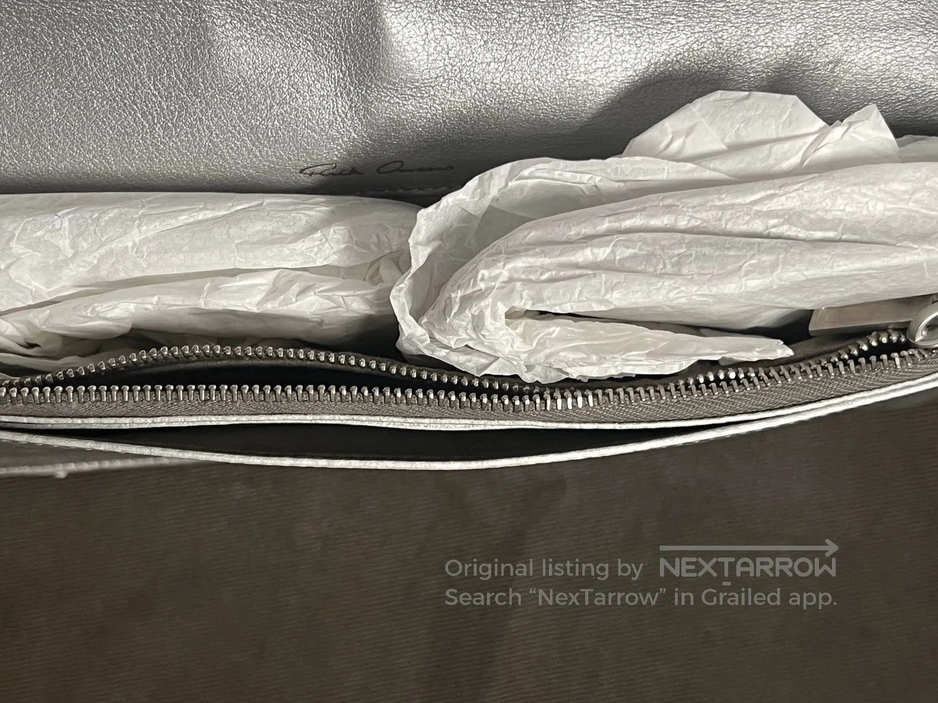 Rick Owens Rick Owens Silver Leather Crossbody Bag. Size ONE SIZE - 6 Thumbnail