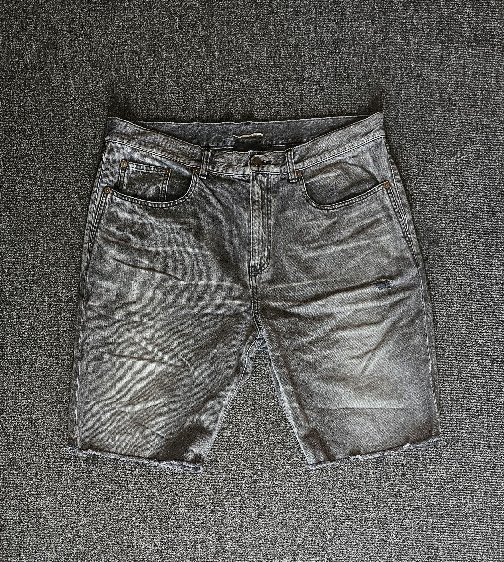 Saint Laurent Paris Saint Laurent Men's Denim Shorts Size 36 Size US 36 / EU 52 - 1 Thumbnail