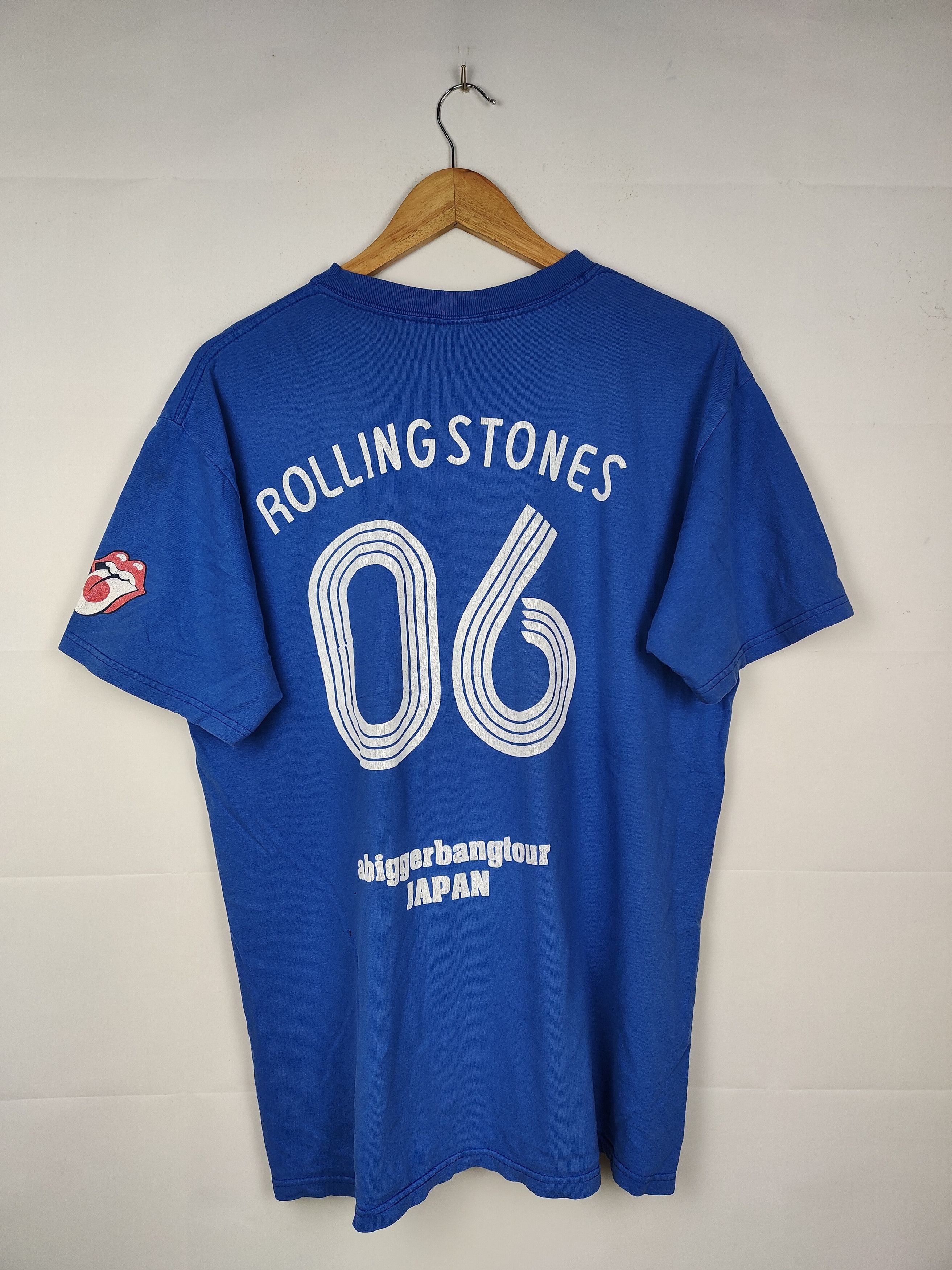 Band Tees × The Rolling Stones × Vintage Vintage The Rolling Stones Band Tour Japan Shirt Size US L / EU 52-54 / 3 - 5 Thumbnail