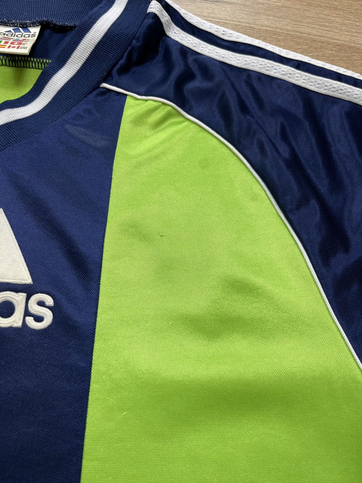 Adidas Vintage Adidas Football Jersey Shirt Made in England 90s Size US M / EU 48-50 / 2 - 7 Thumbnail