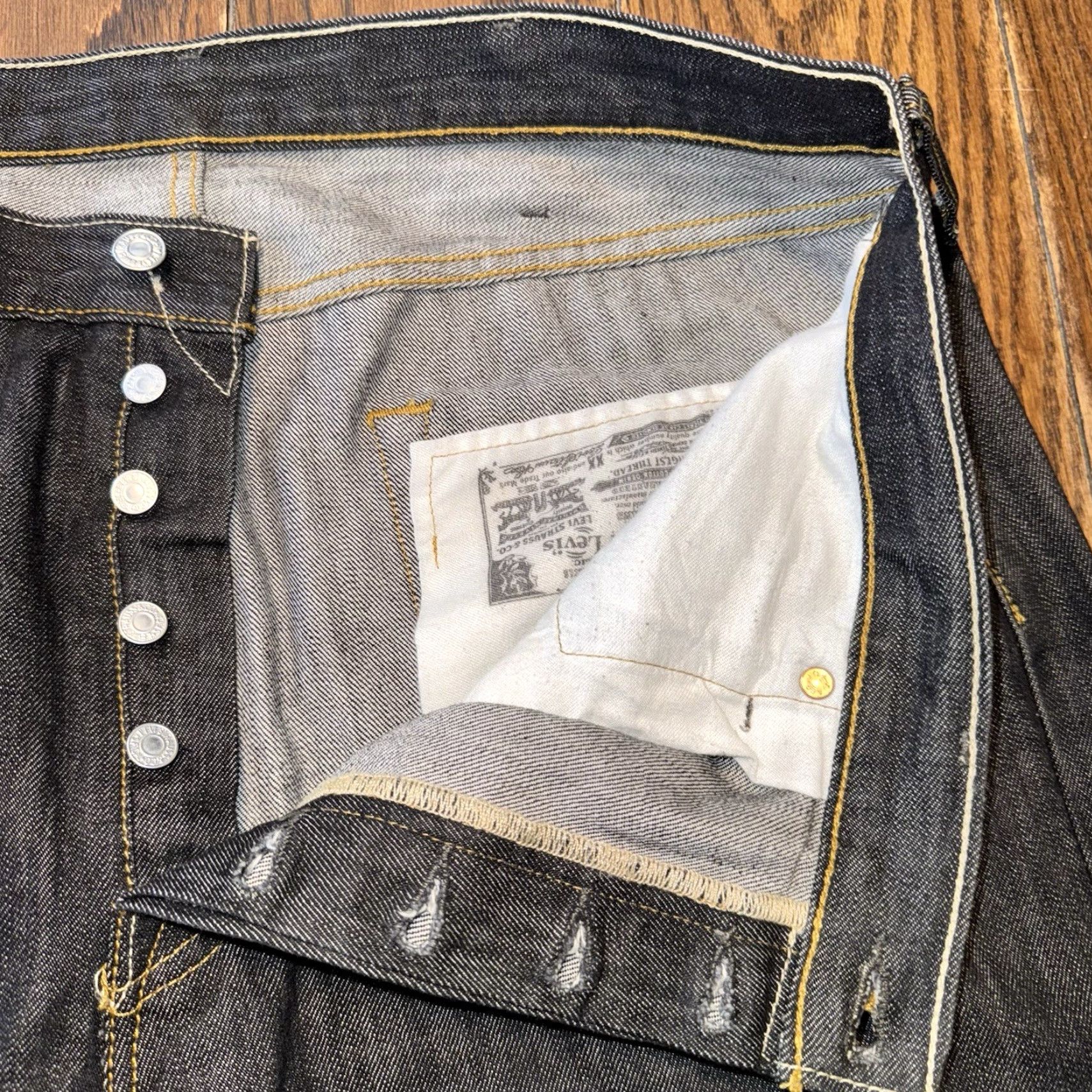 Levi's Levi's 501 Jeans Mens 38x29 Black Denim Button Fly Straight Leg Regular Fit Vintage No (adjusted to include best keywords) Size US 38 / EU 54 - 5 Thumbnail
