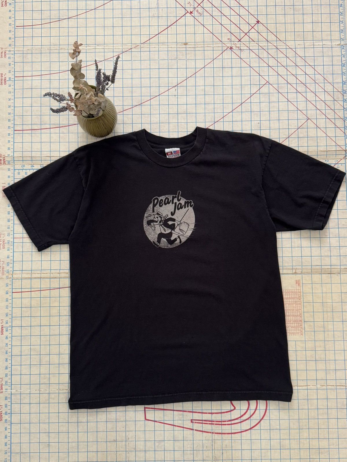 Band Tees × Vintage Vintage Y2K Pearl Jam Tour Tee Black Size XL Made in USA Size US XL / EU 56 / 4 - 1 Thumbnail