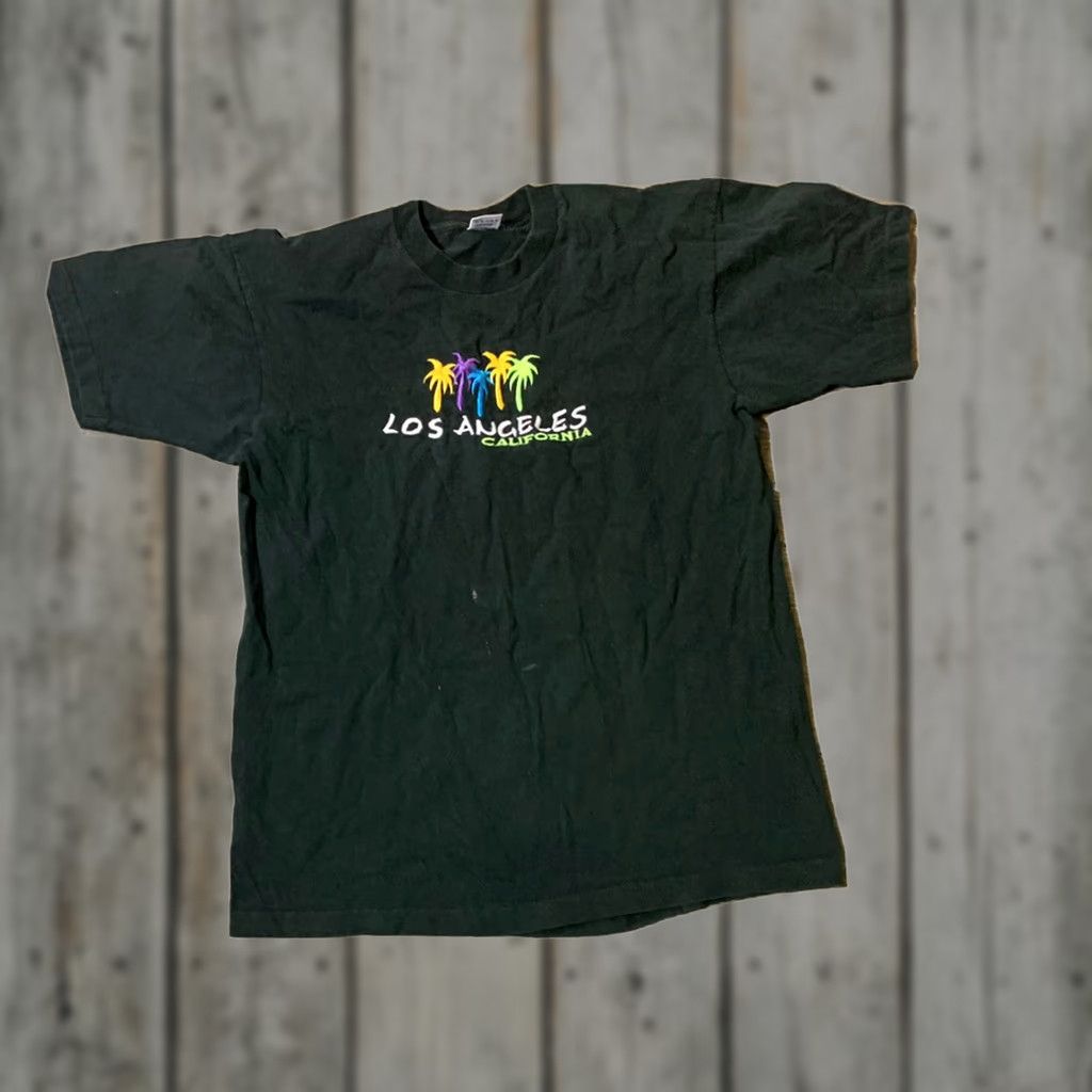 Fruit Of The Loom VINTAGE Fruit Of The Loom 90s Los Angeles Palm Tree Single Stitch T Shirt Black Medium Mens Size US M / EU 48-50 / 2 - 1 Thumbnail