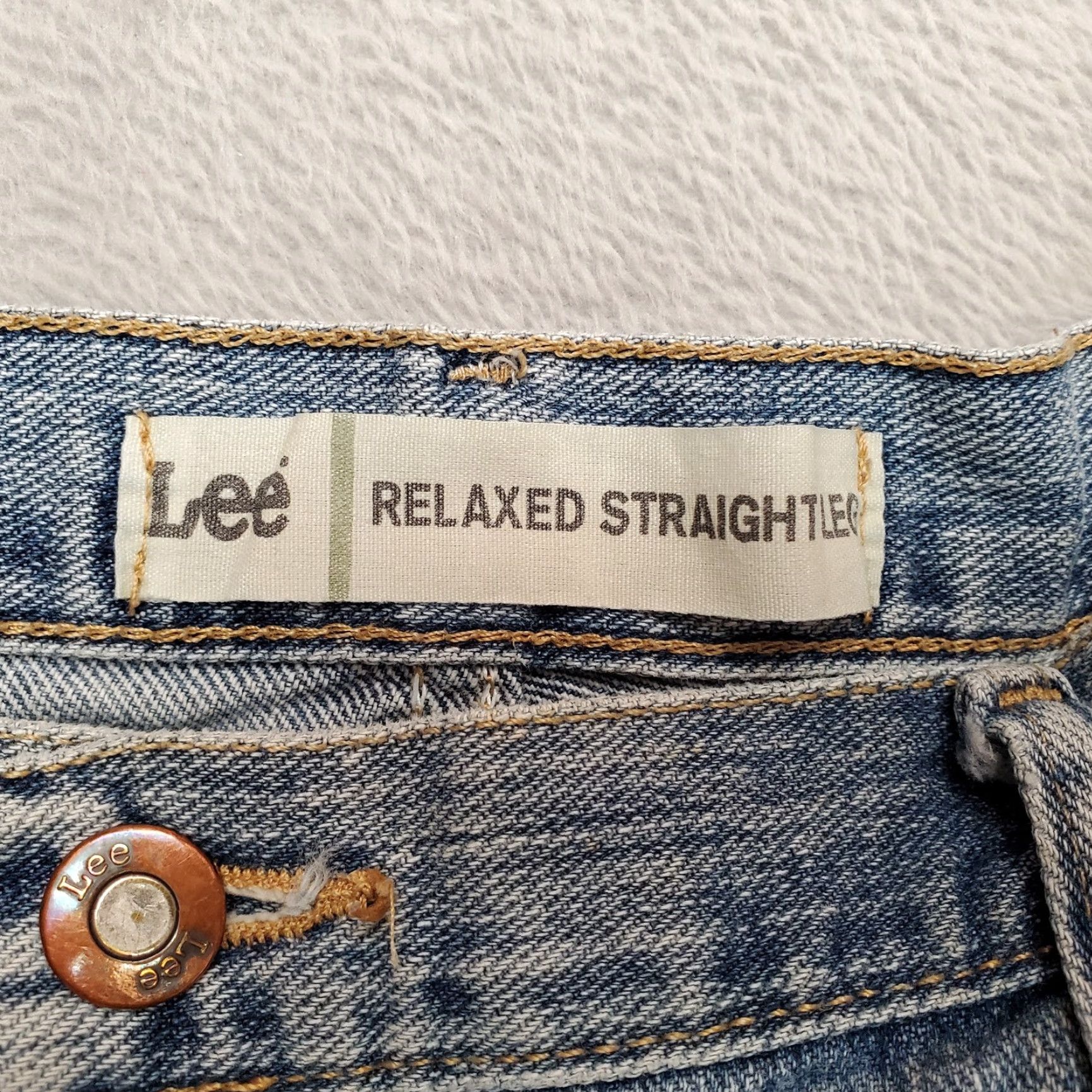 Lee VINTAGE Lee Jeans Mens 42x32 Blue Relaxed Fit Straight Leg Medium Wash Denim Pants 90s USA American Mens Size US 42 / EU 58 - 5 Thumbnail