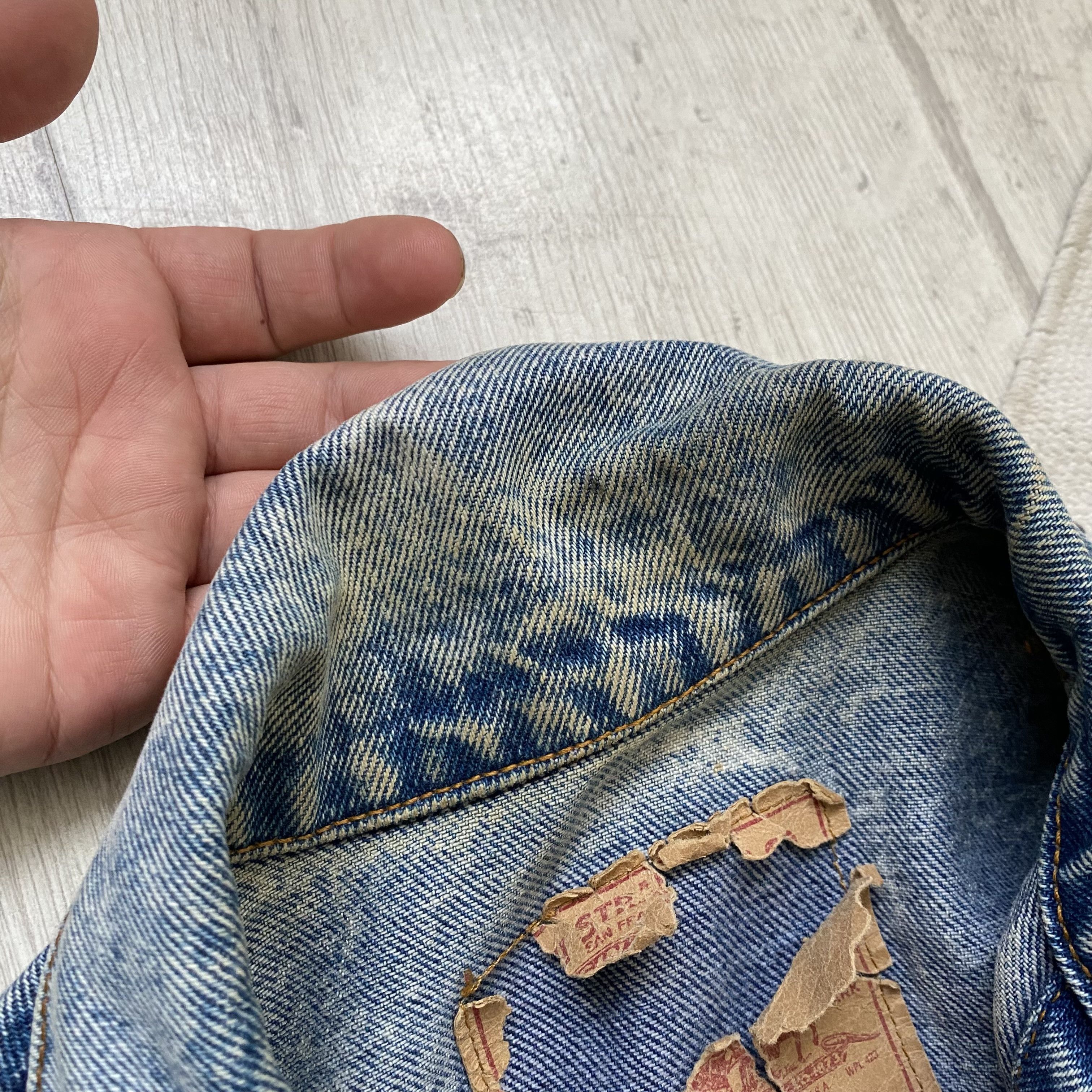 Levi's Vintage Clothing Vintage 80s Levis Trucker denim jacket distressed Size US M / EU 48-50 / 2 - 7 Thumbnail