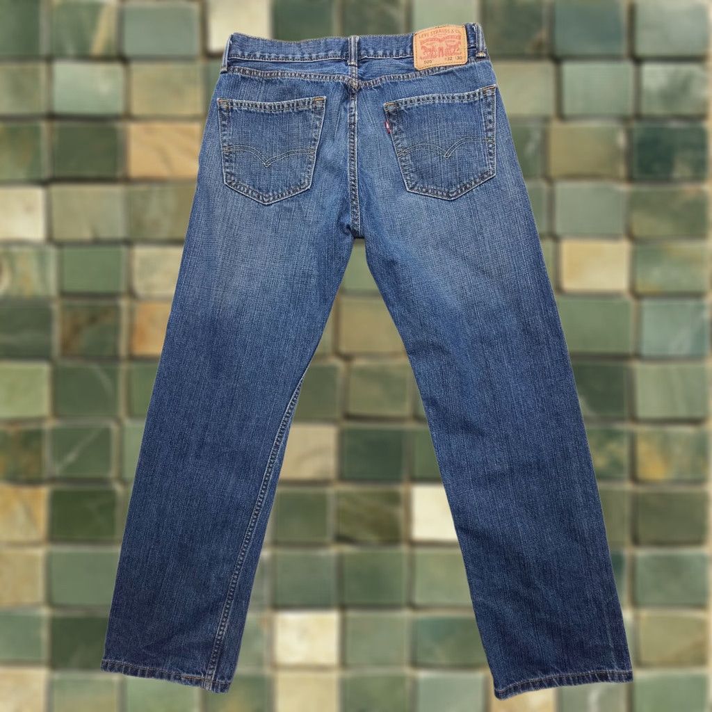 Levi's Levi's 505 Straight Jeans Mens 32 x 30 Regular Denim Blue Dark Wash 5-Pocket Logo Vintage No N/A Size US 32 / EU 48 - 1 Thumbnail