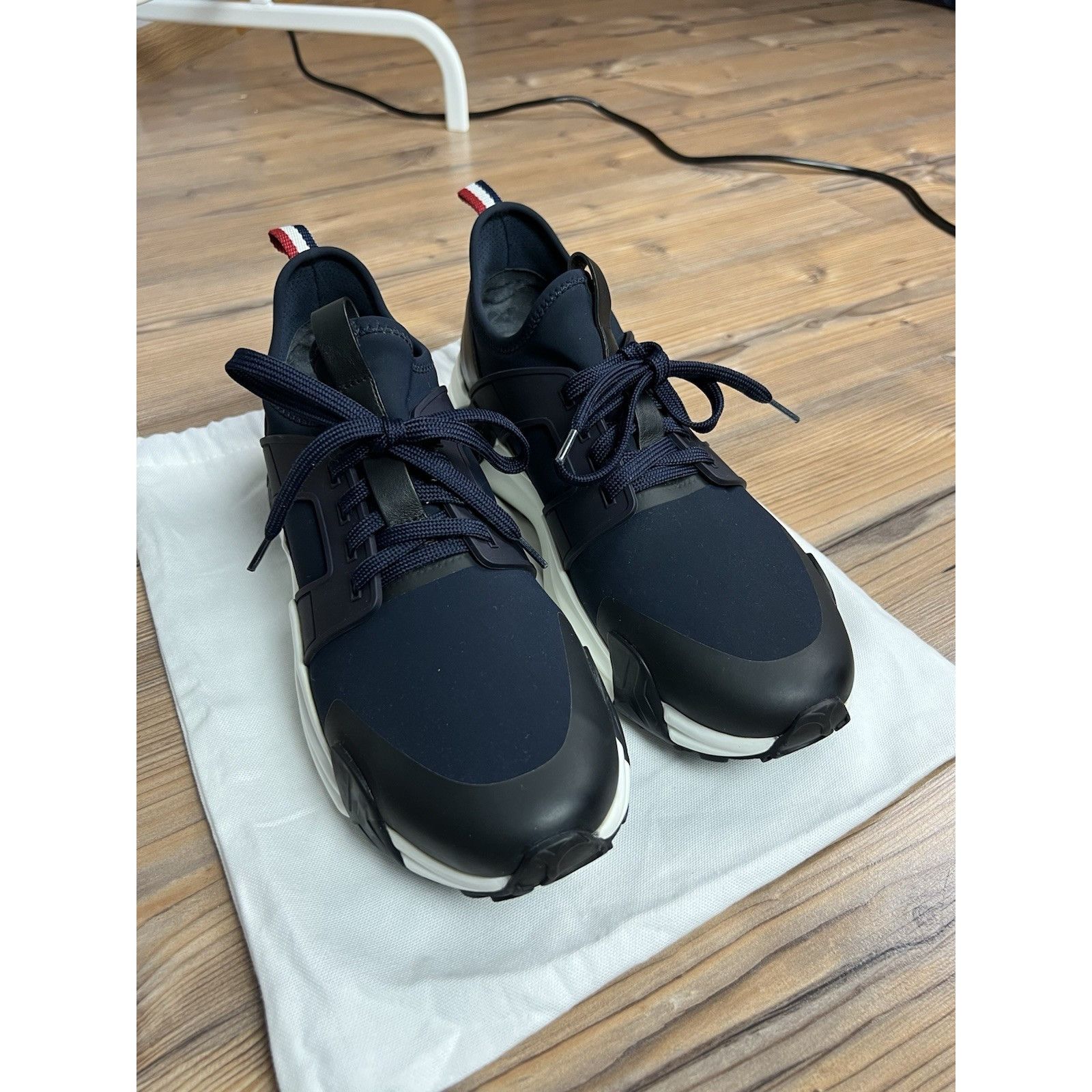 Moncler NWOB Moncler Lunarove Blue Men`s Leather & Mesh Sneakers Siz Size US 10.5 / EU 43-44 - 9 Thumbnail