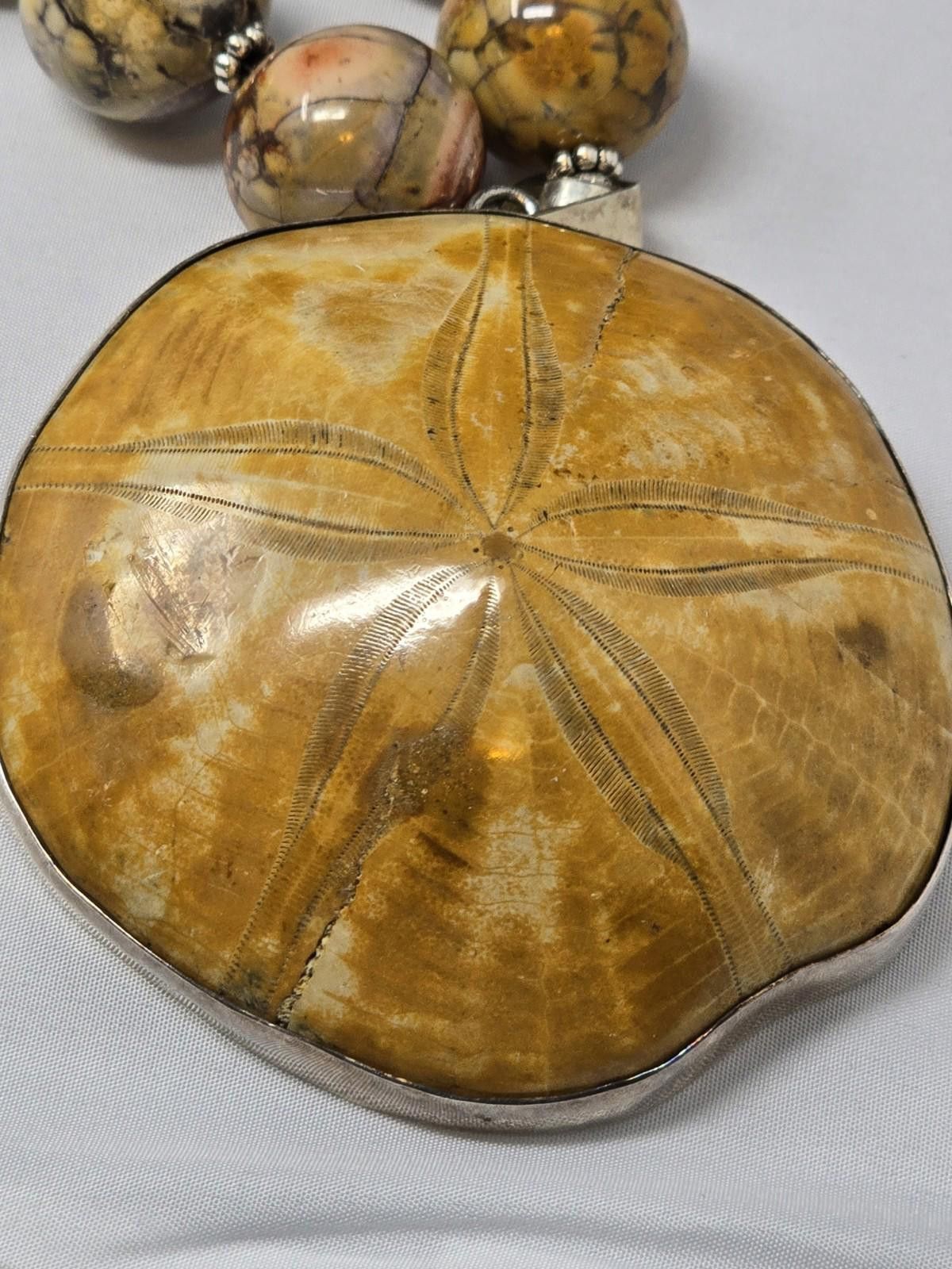 Other Charles Albert Sterling Silver Fossil Sand Dollar Necklace Size ONE SIZE - 4 Thumbnail