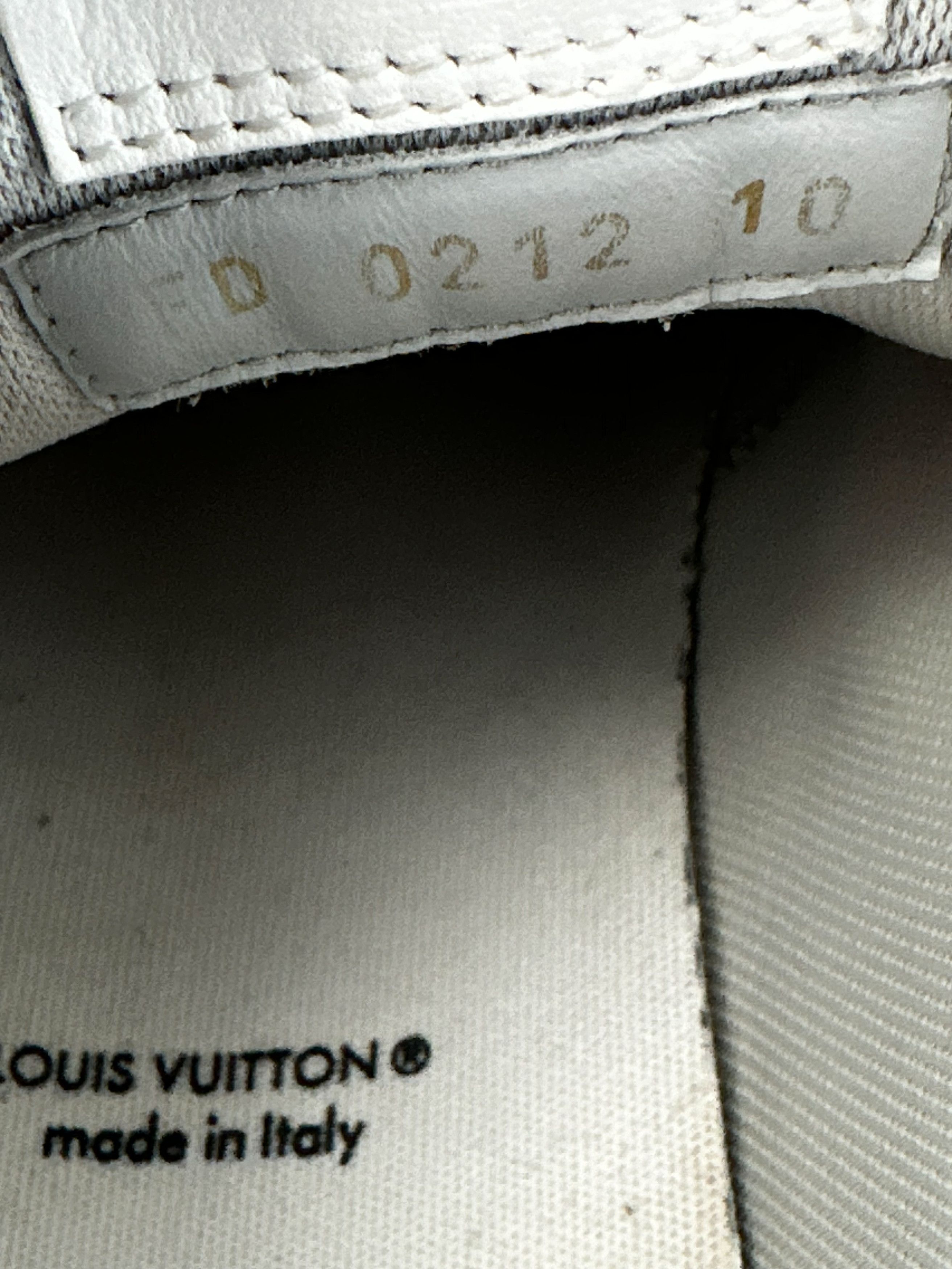 Louis Vuitton Louis Vuitton White & Grey Leather Trainers Size US 11 / EU 44 - 8 Thumbnail