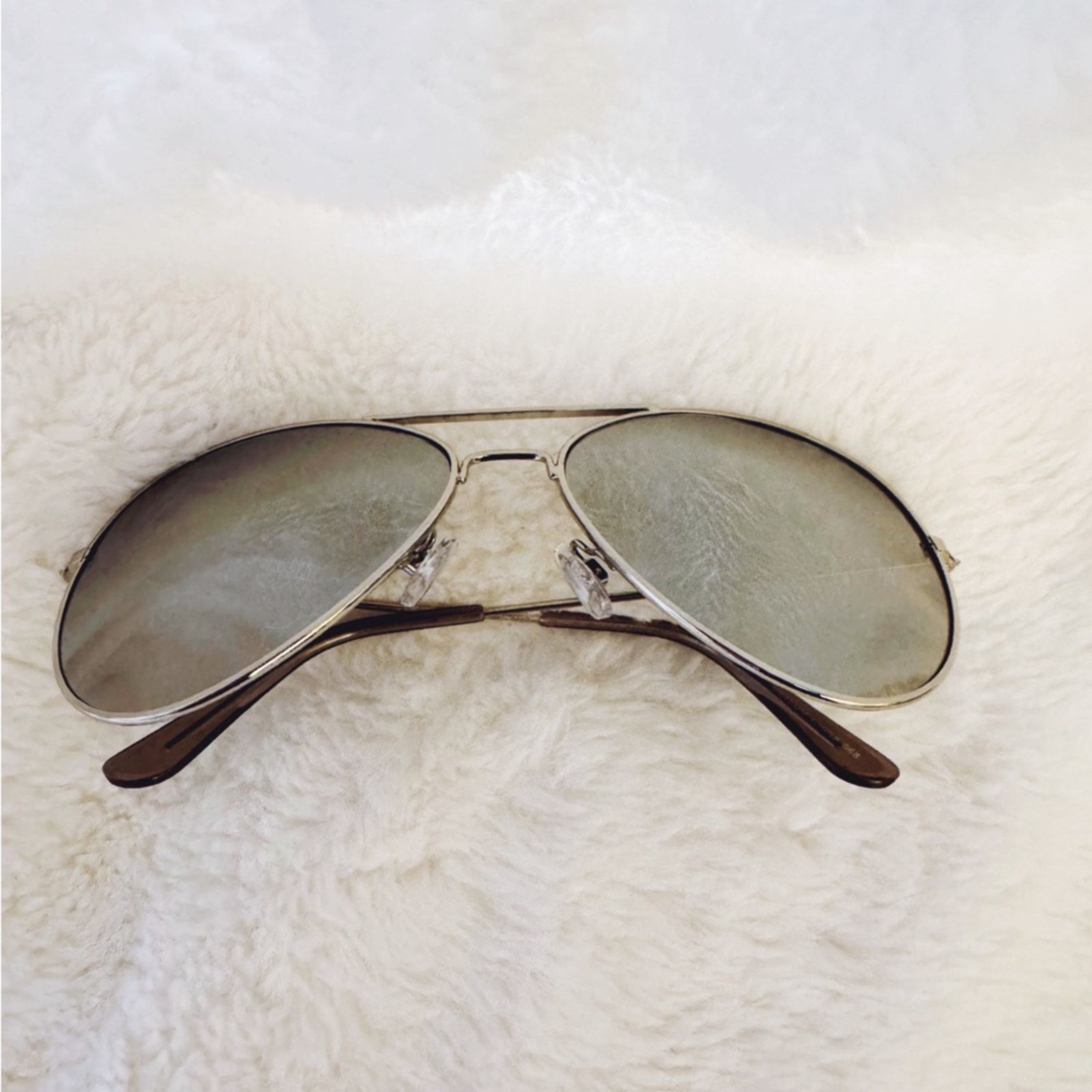 Other Clara Silver Classic Aviator Sunglasses Size ONE SIZE - 2 Thumbnail