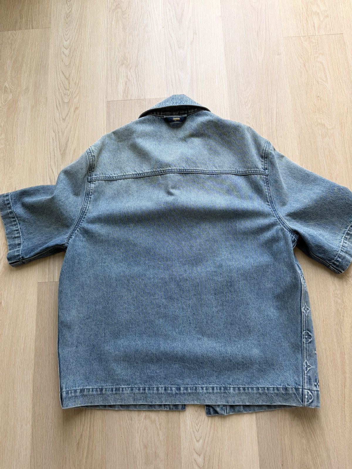 Louis Vuitton Louis Vuitton short sleeve denim workwear shirt Size US L / EU 52-54 / 3 - 4 Thumbnail