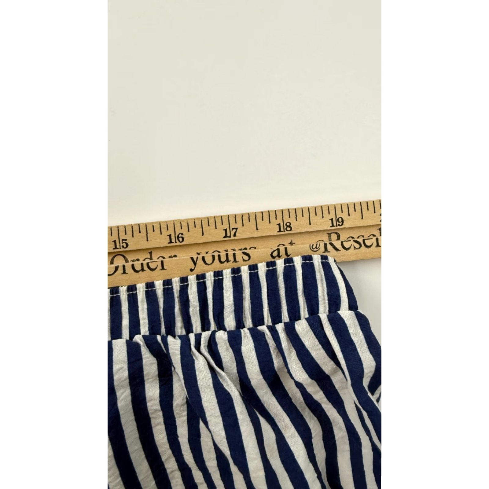 Torrid Torrid Womens Shorts 3 Blue White Striped Rayon Drawstring Waist 4 Inseam Chino, High Rise, Elastic Size 26" / US 2 / IT 38 - 7 Thumbnail