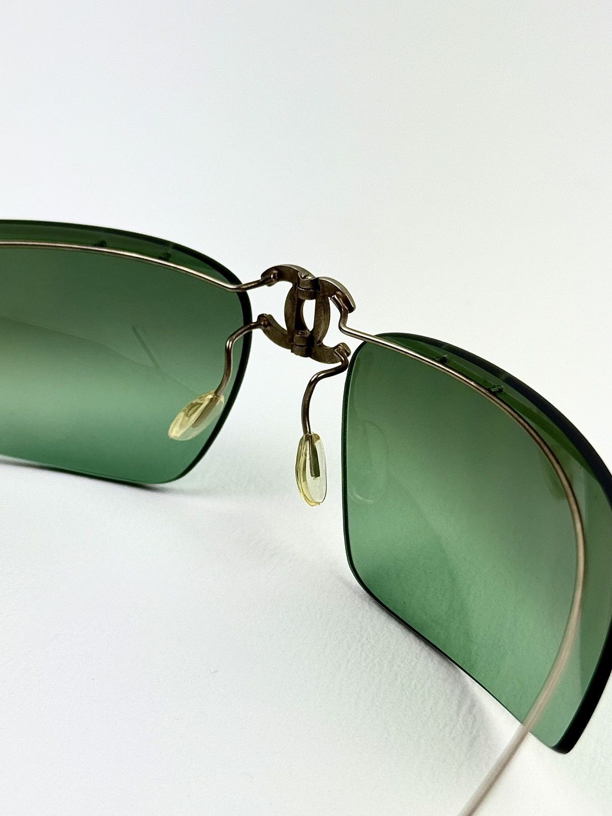 Chanel Chanel - Sports - CC - Foldable - Shield Sunglasses Size ONE SIZE - 9 Thumbnail