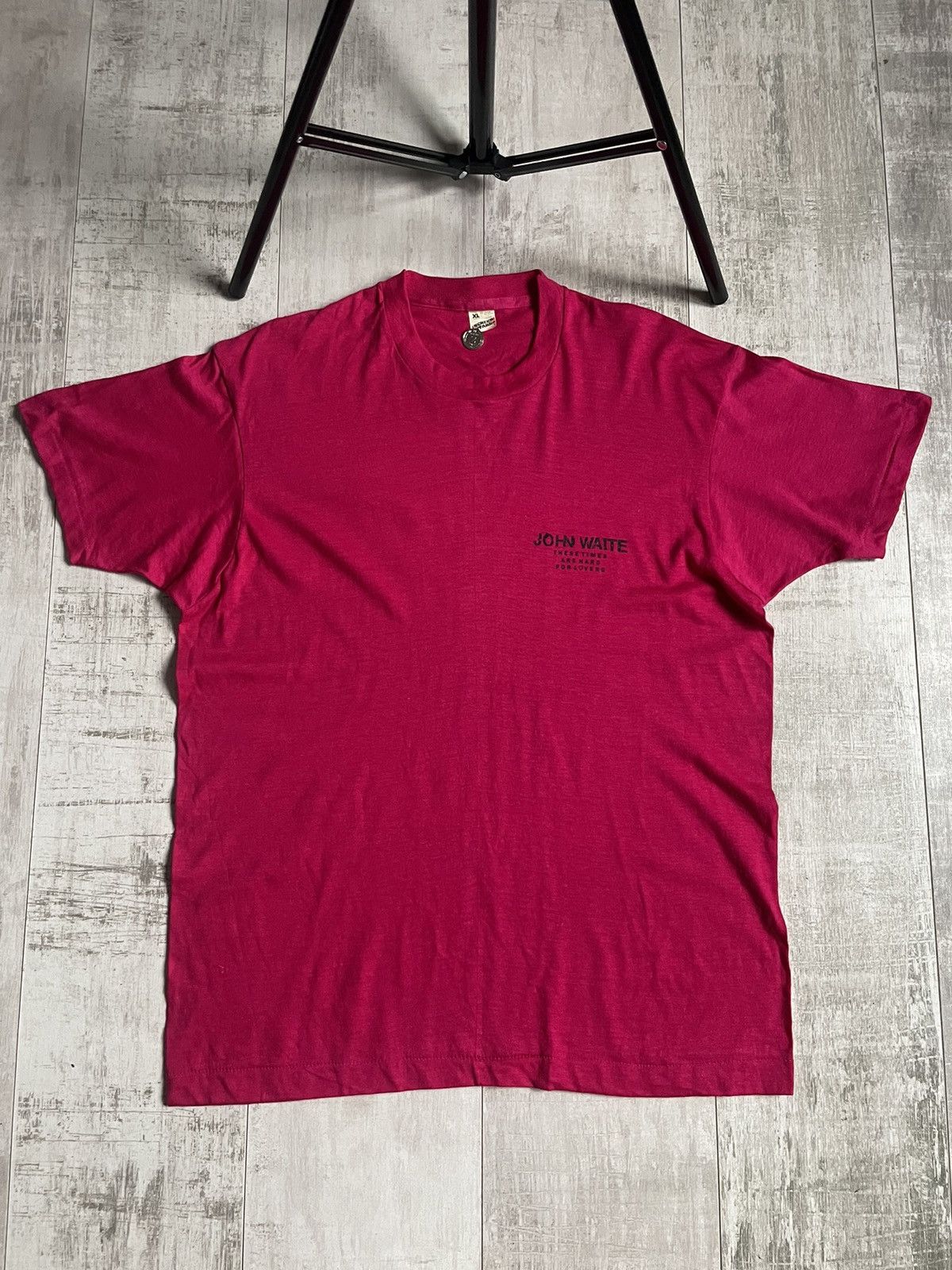Vintage Vintage John Waite 1987 T-Shirt These Times Are Hard For Size US XL / EU 56 / 4 - 1 Thumbnail