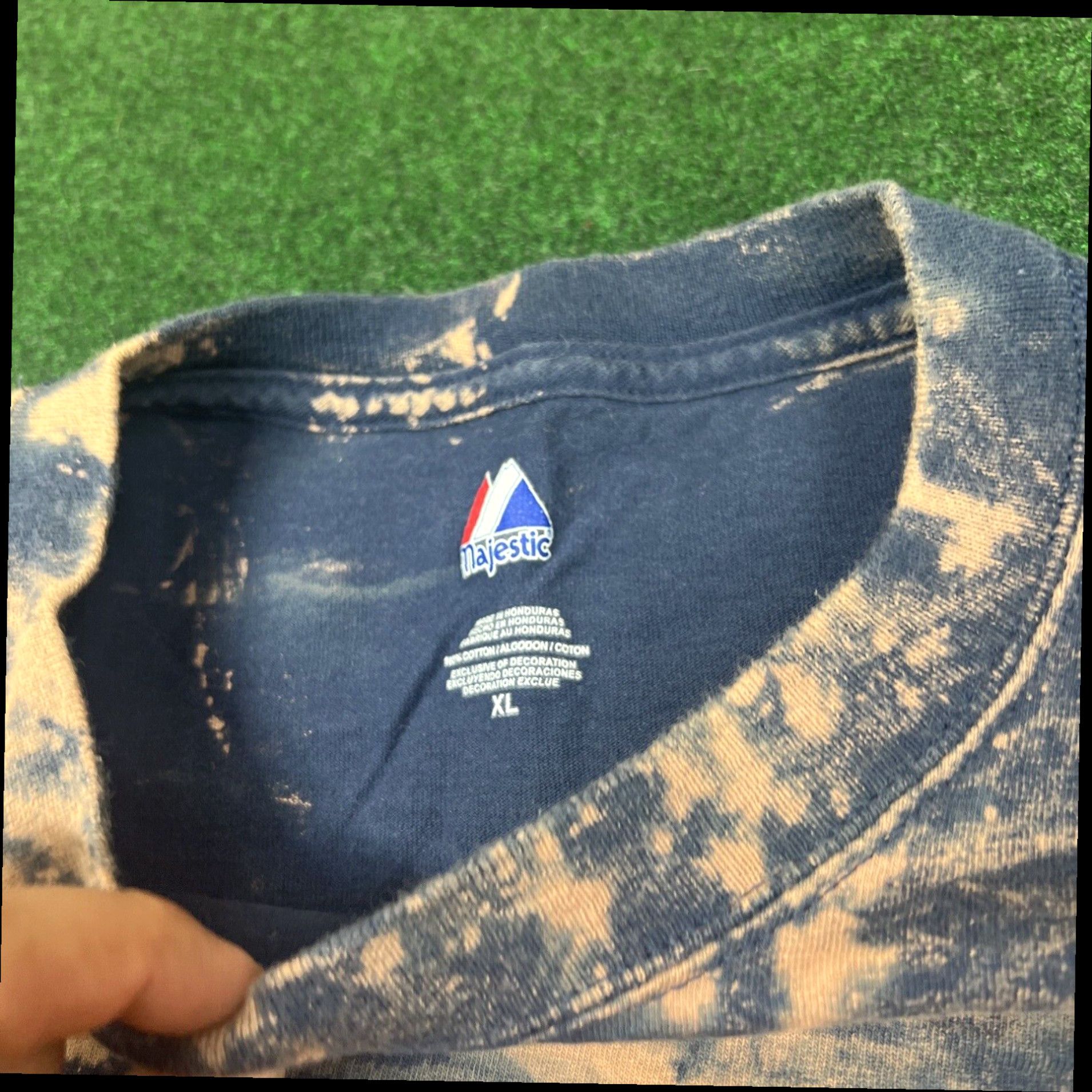 Vintage Men's Bleached Navy Blue Tee Shirt Denver Broncos Logo ~ MAJESTIC ~ XL Size US XL / EU 56 / 4 - 7 Thumbnail