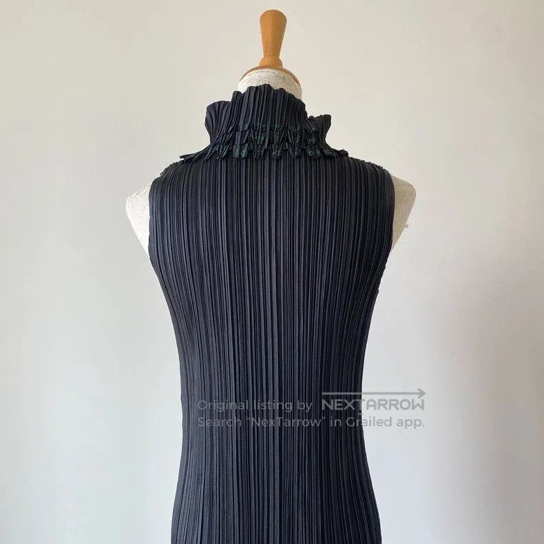 Issey Miyake Issey Miyake Pleated Sleeveless Cheongsam Dress . Size M / US 6-8 / IT 42-44 - 7 Thumbnail