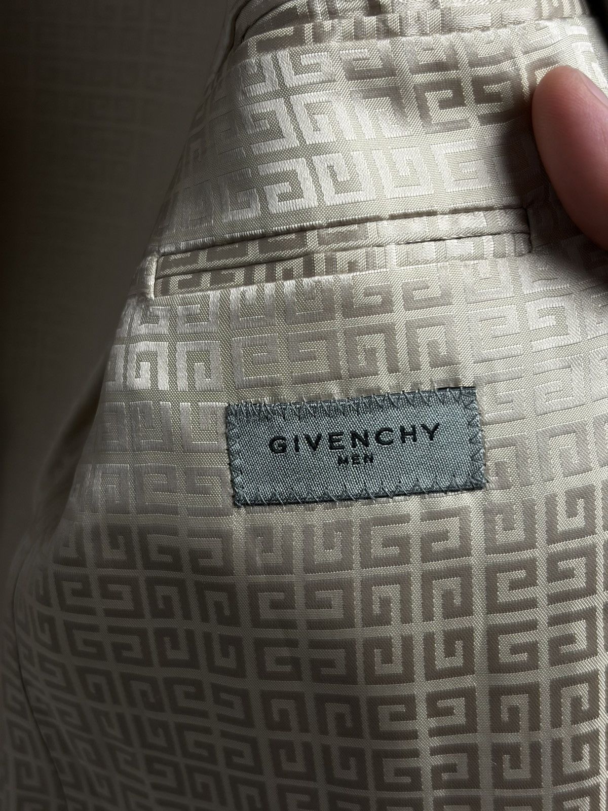Givenchy Givenchy Vintage Authentic Beige Pinstripe Wool Blazer Size 42R - 9 Thumbnail