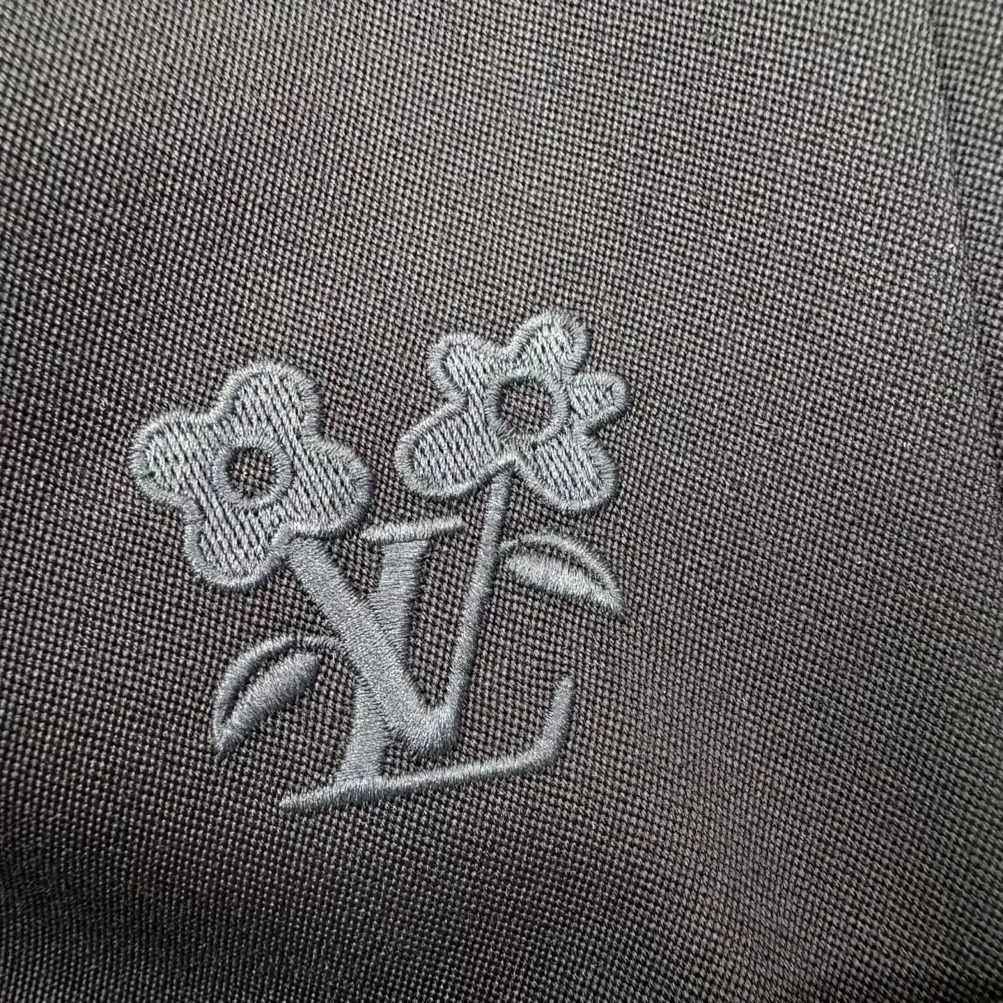 Louis Vuitton Louis Vuitton x Tyler Flower Embroidered Shorts 50 Size US 34 / EU 50 - 4 Thumbnail