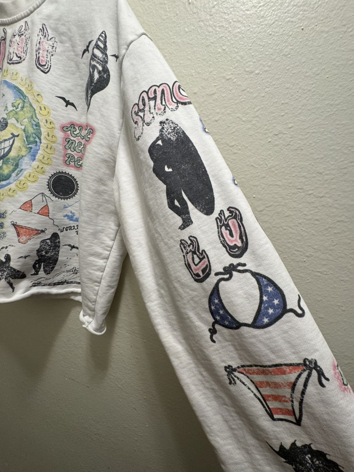 Other LunaticsnLove Cropped Long Sleeve-White Multi-Color Size US L / EU 52-54 / 3 - 4 Thumbnail