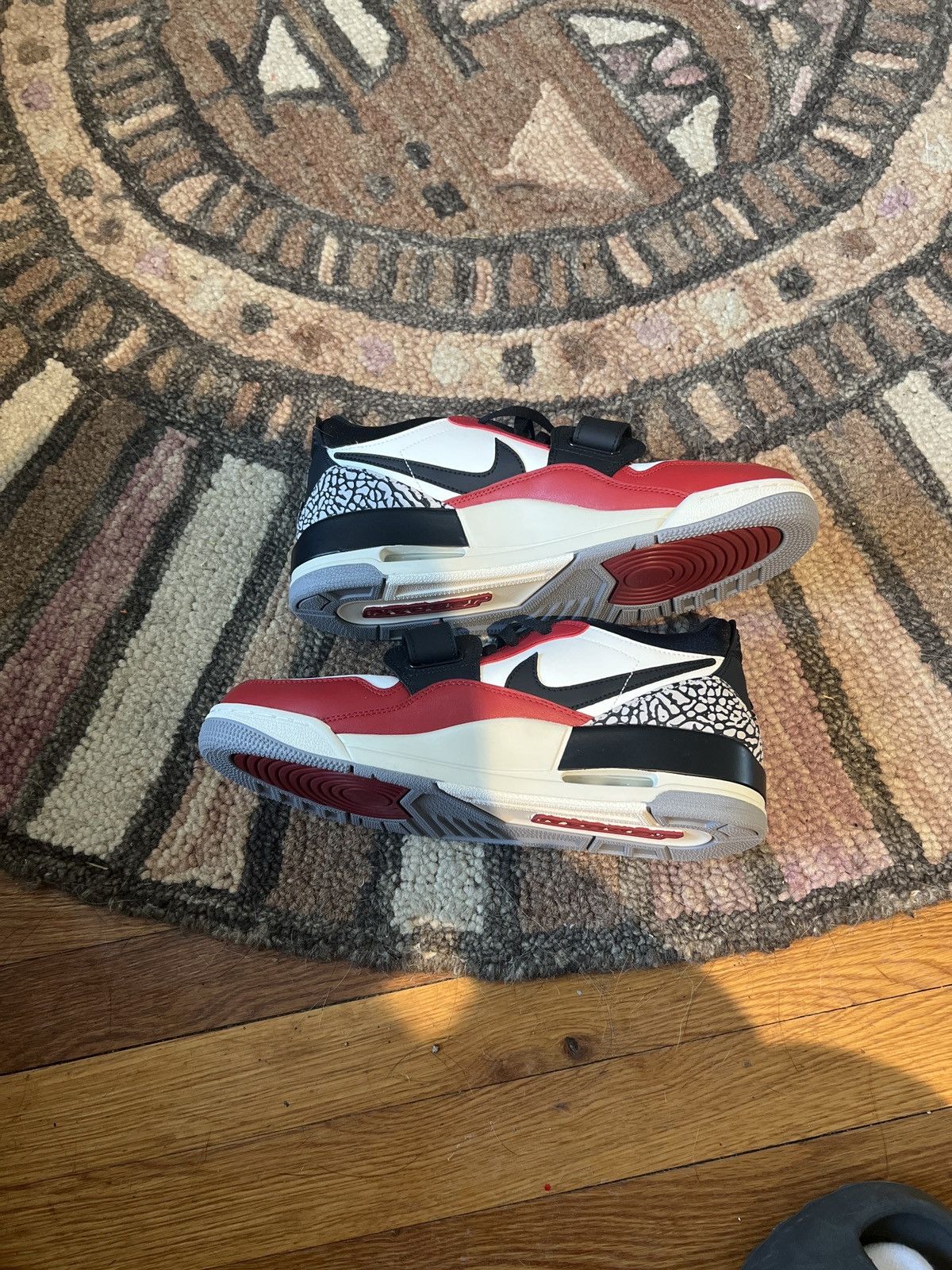 Jordan Brand Air Jordan legacy 312 low Chicago Size US 9.5 / EU 42-43 - 5 Thumbnail