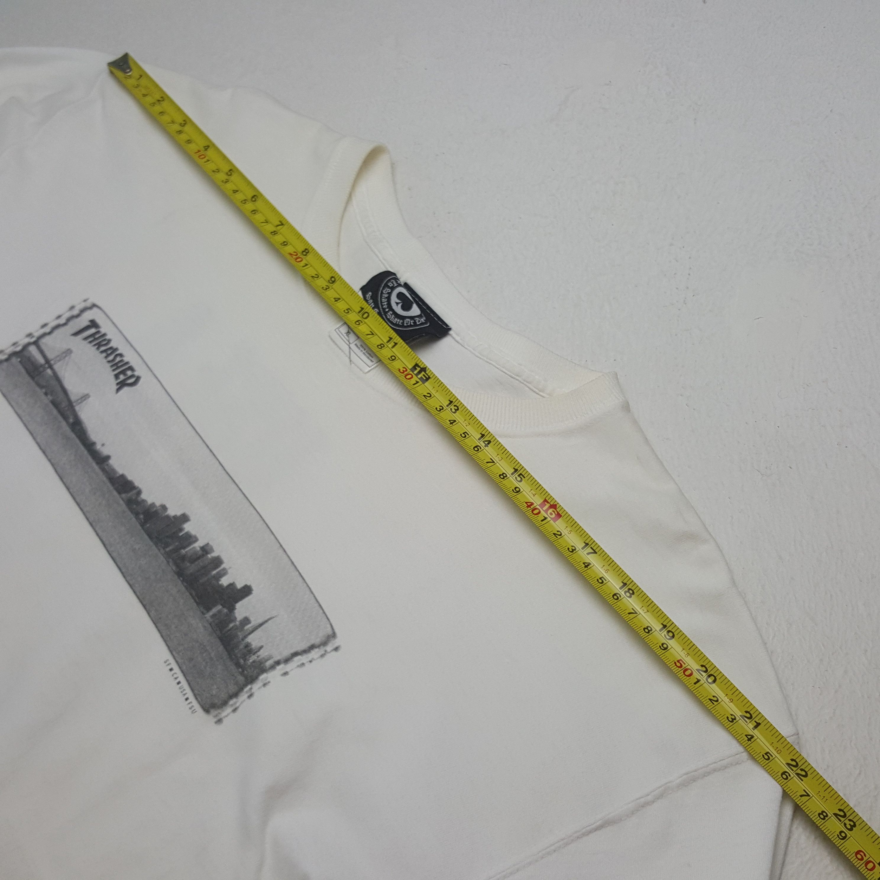 Thrasher Vintage Thrasher Magazine Skateboard Style Tshirt 32 Size US L / EU 52-54 / 3 - 12 Thumbnail