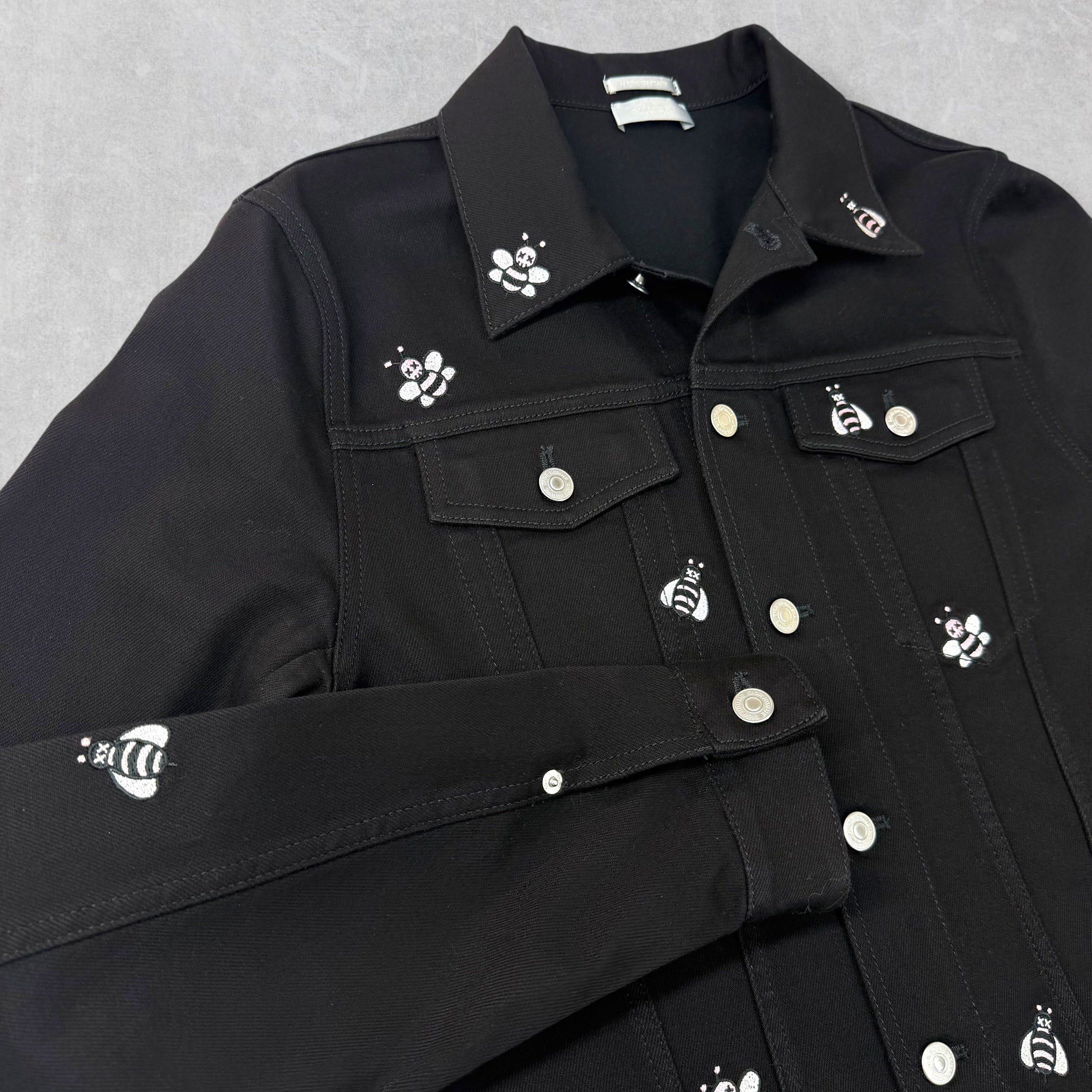 Dior Dior Kaws Bee Denim Trucker Jacket 48 (S) Size US S / EU 44-46 / 1 - 3 Thumbnail