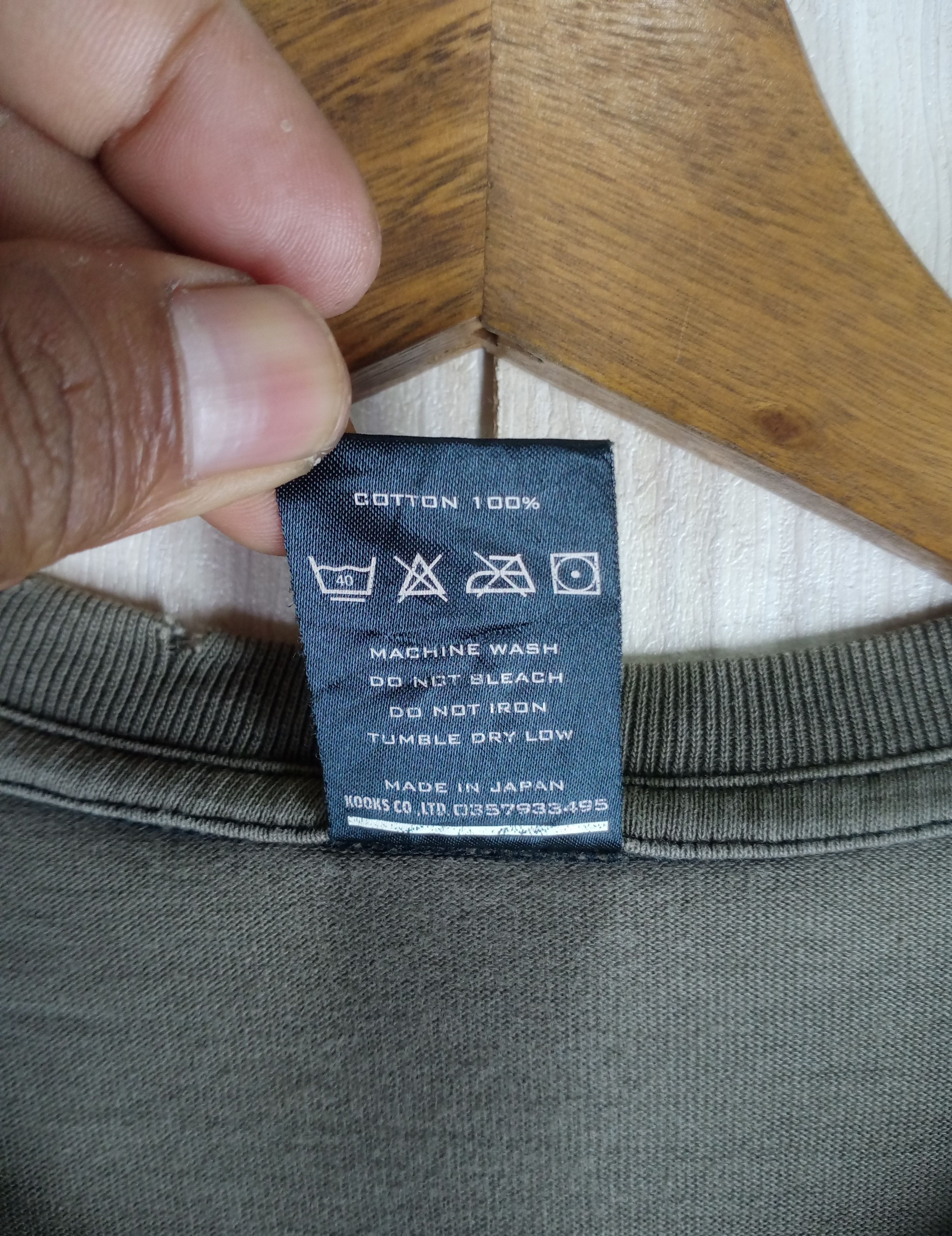 Number (N)ine Number Nine FW04 Anti War "Smush The Bush Give" Tee Size US L / EU 52-54 / 3 - 6 Thumbnail