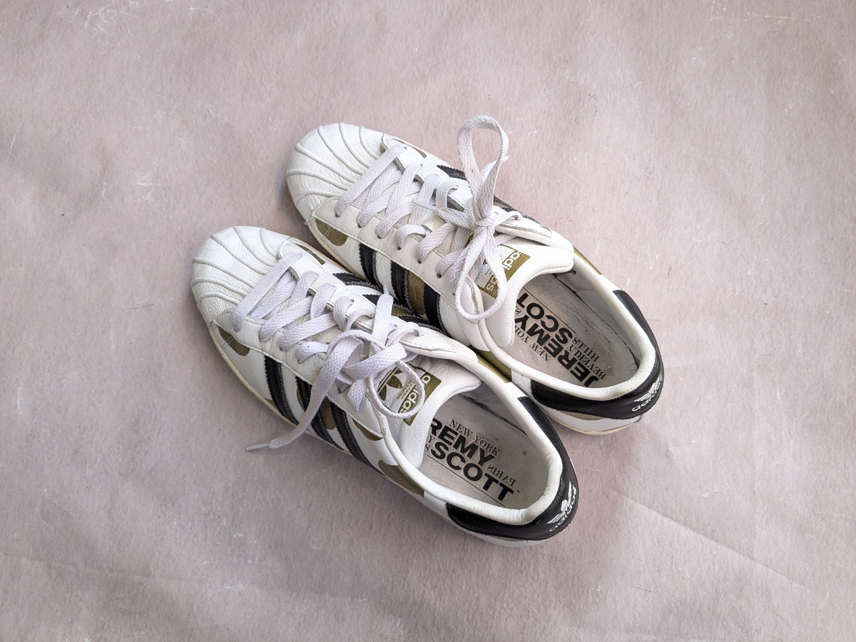 Adidas × Jeremy Scott adidas Jeremy Scott Superstar G61527 White Black 9 Gold Size US 9 / EU 42 - 10 Thumbnail